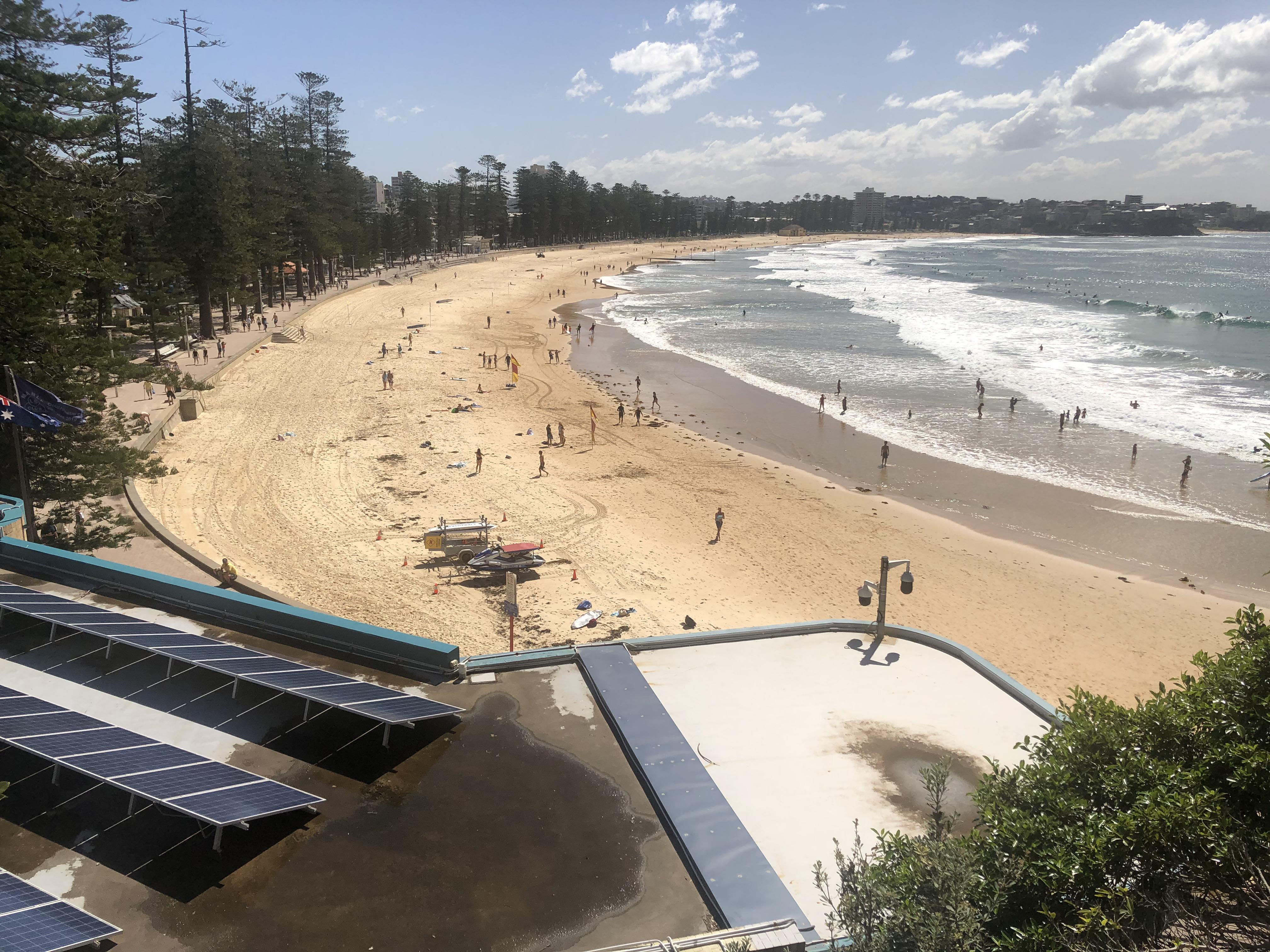 Manly beach right now (Saturday, 1pm) r/sydney