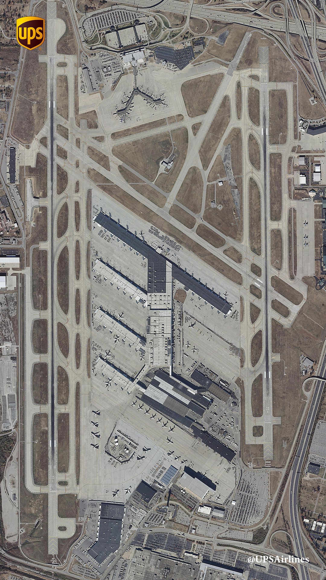 How big UPS's Hub in Louisville is! r/aviation