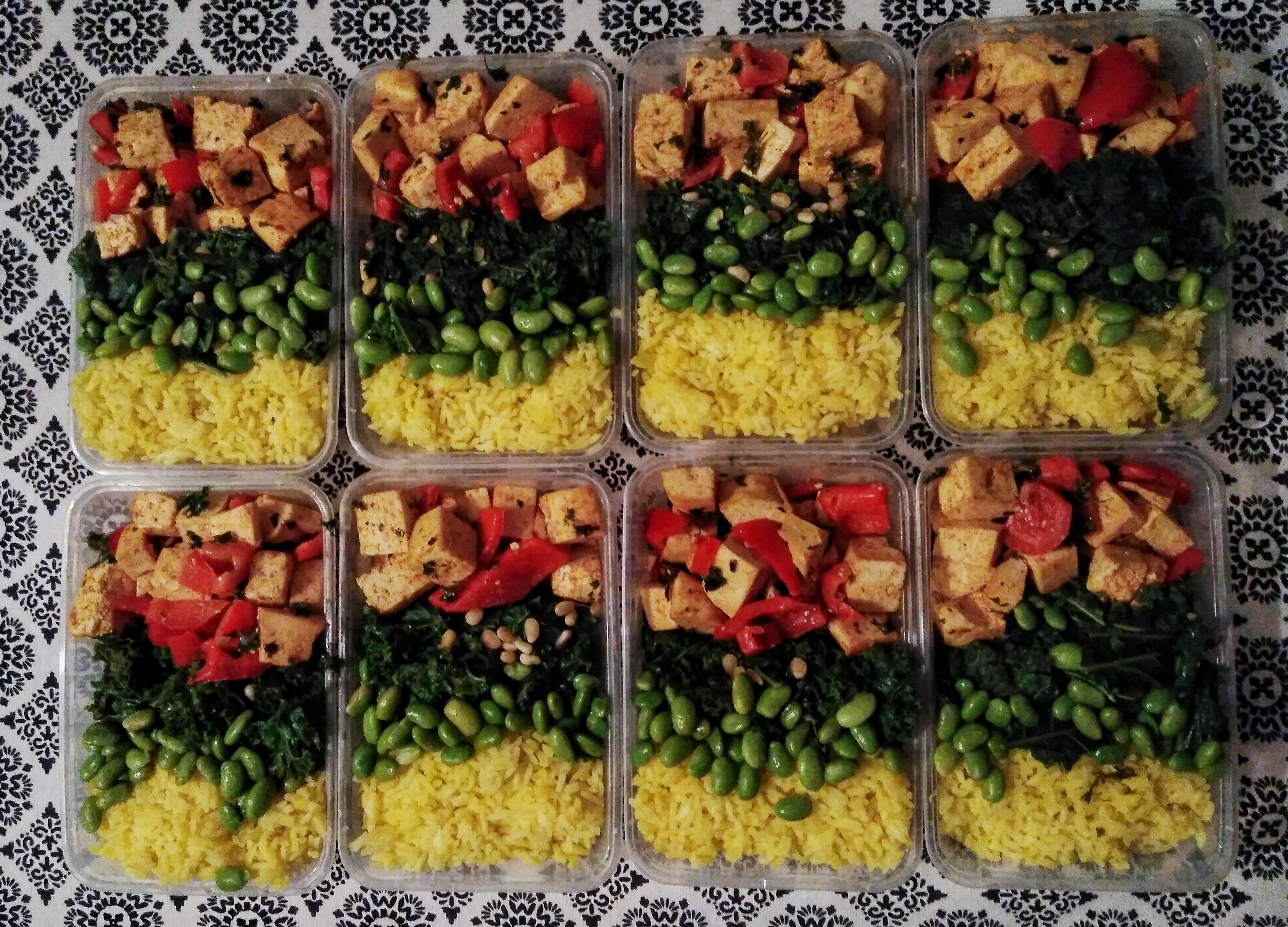 My First Mealprep Vegan, Low FODMAP Tofu, Kale, Rice and Edamame (w