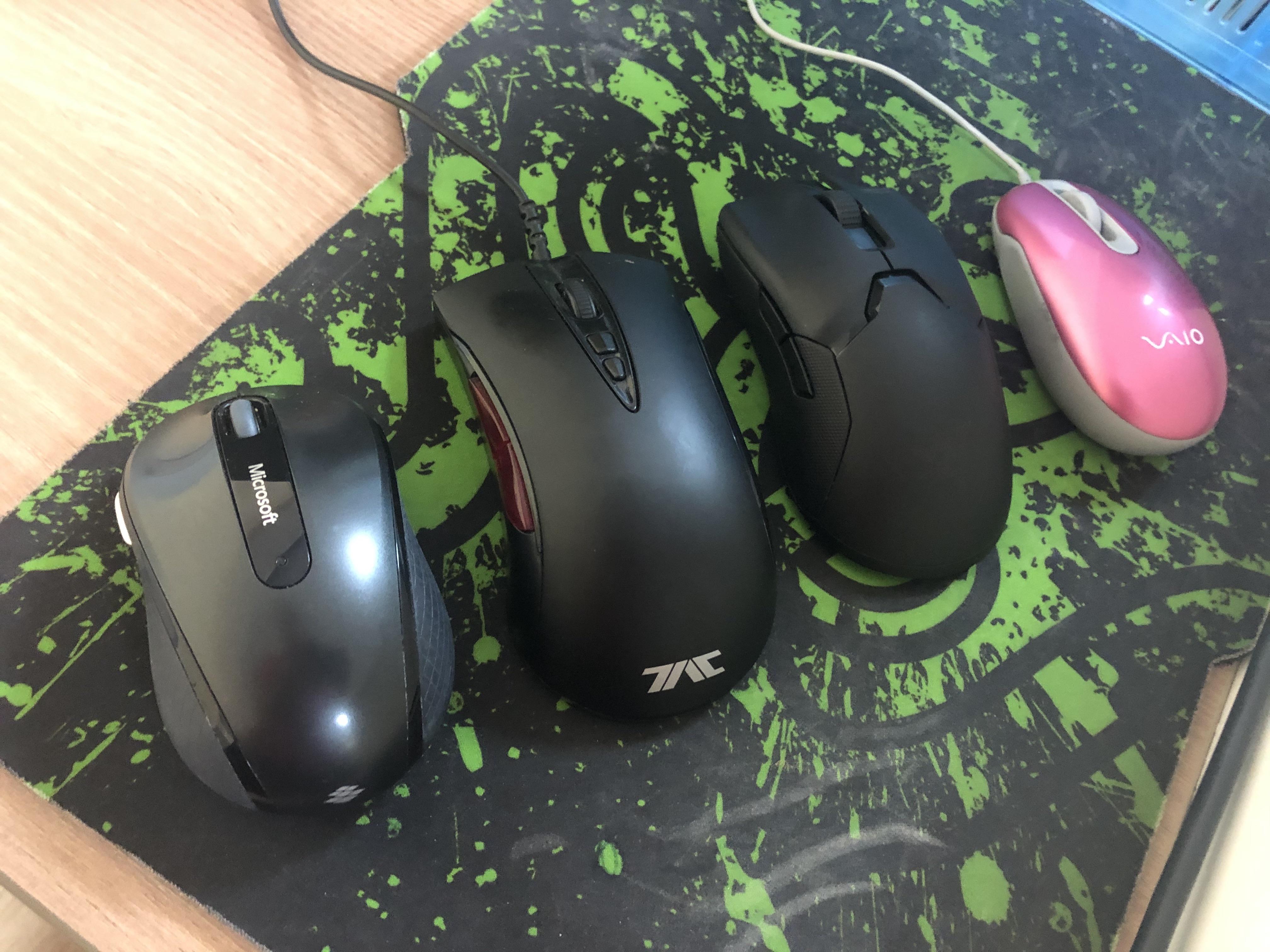 Here it is, my gaming mouse collection r/MouseReview