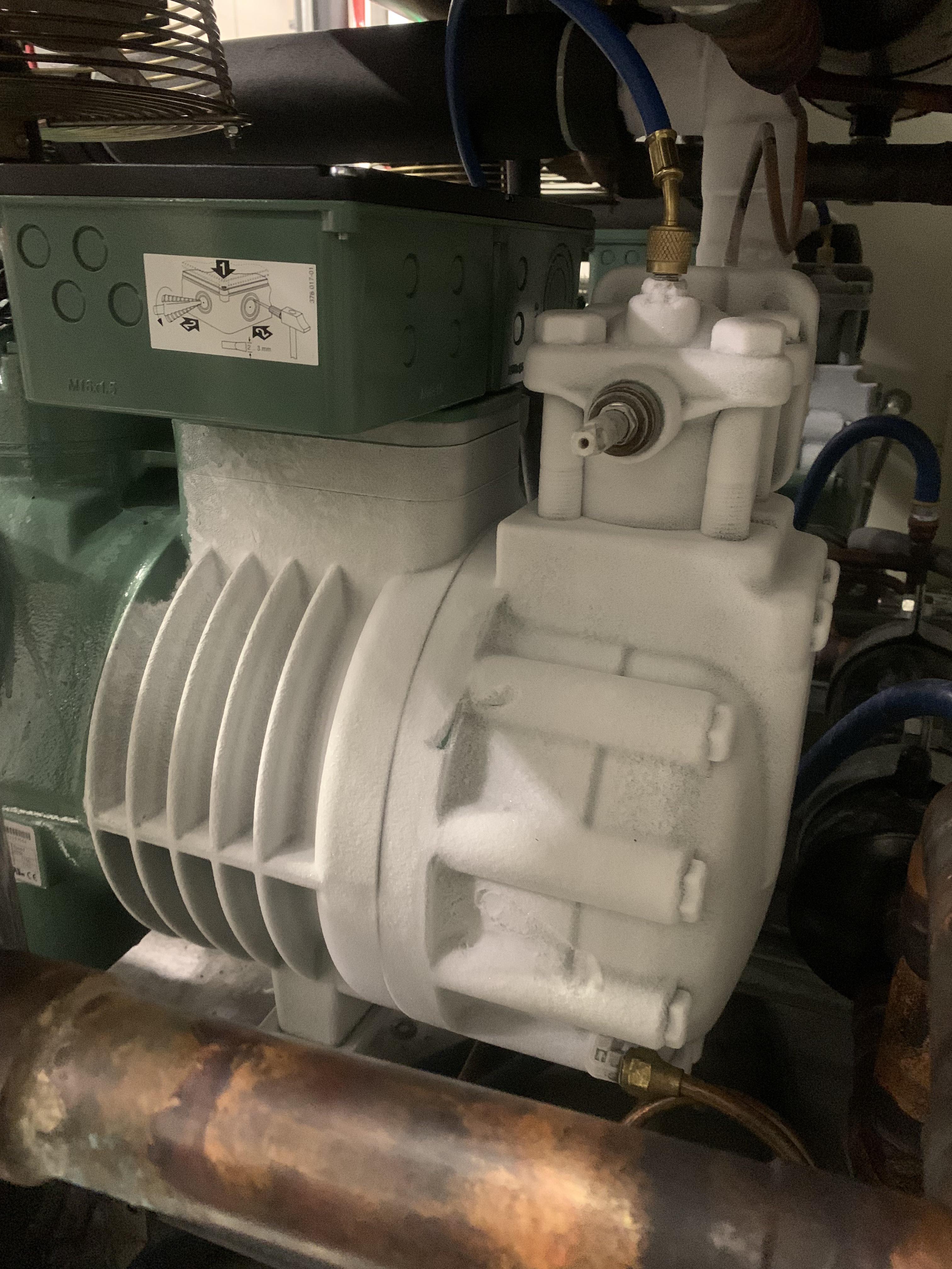 Came up to a unit that had both the high and low stage compressors