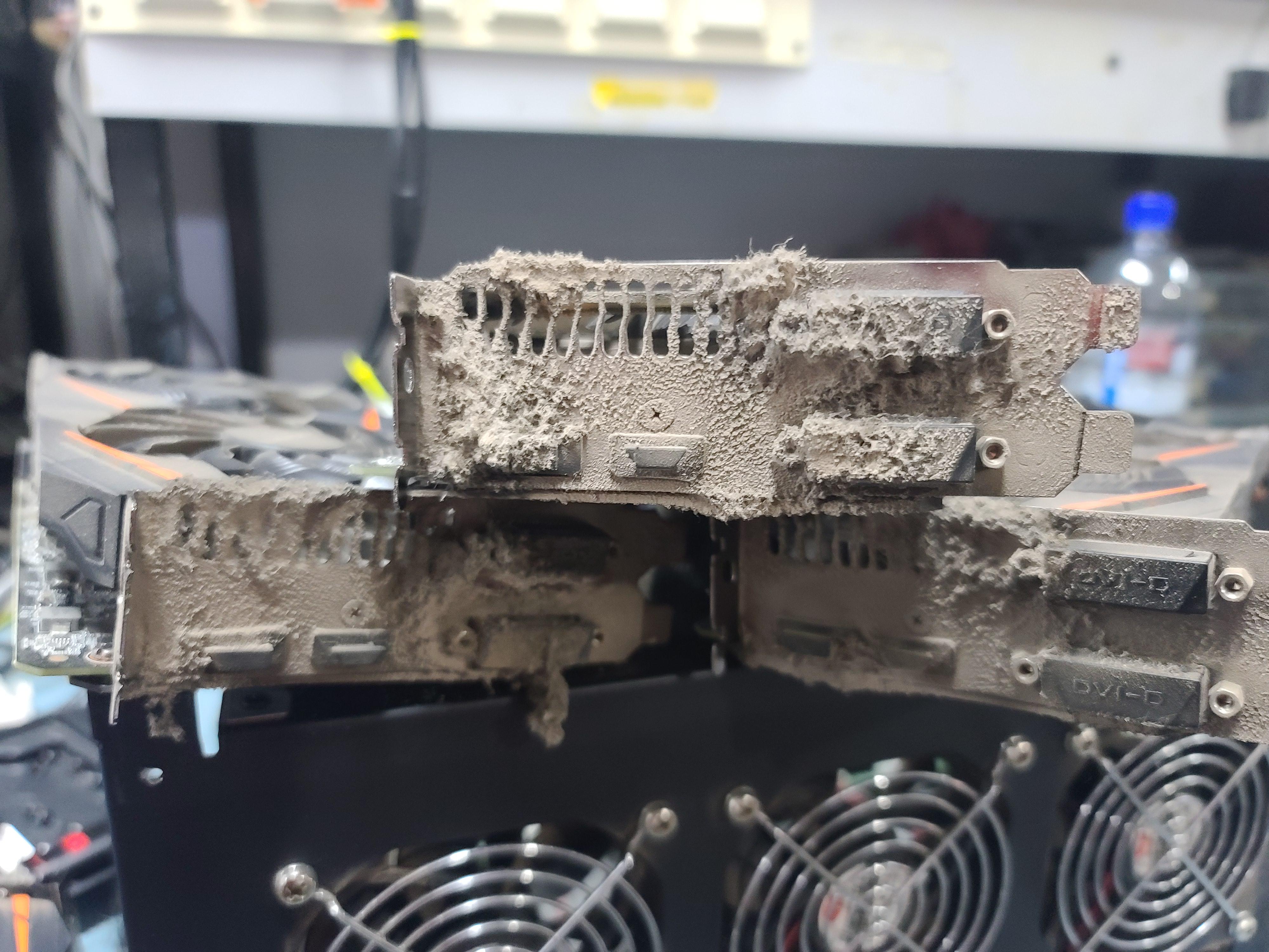 Why does my mining rig keep shutting down? r/techsupportgore