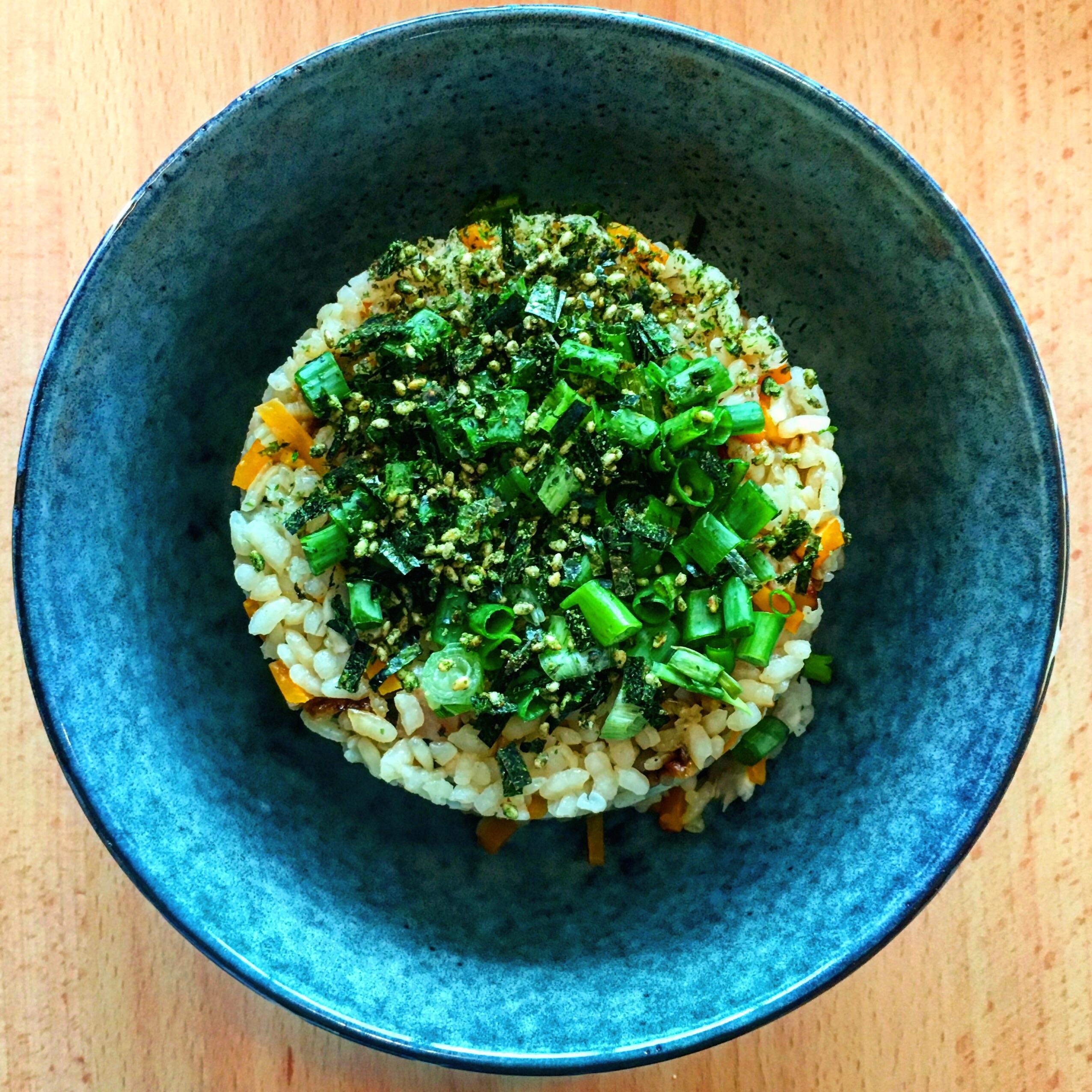 371 calories Takikomi Gohan (Flavourful Japanese mixed rice with