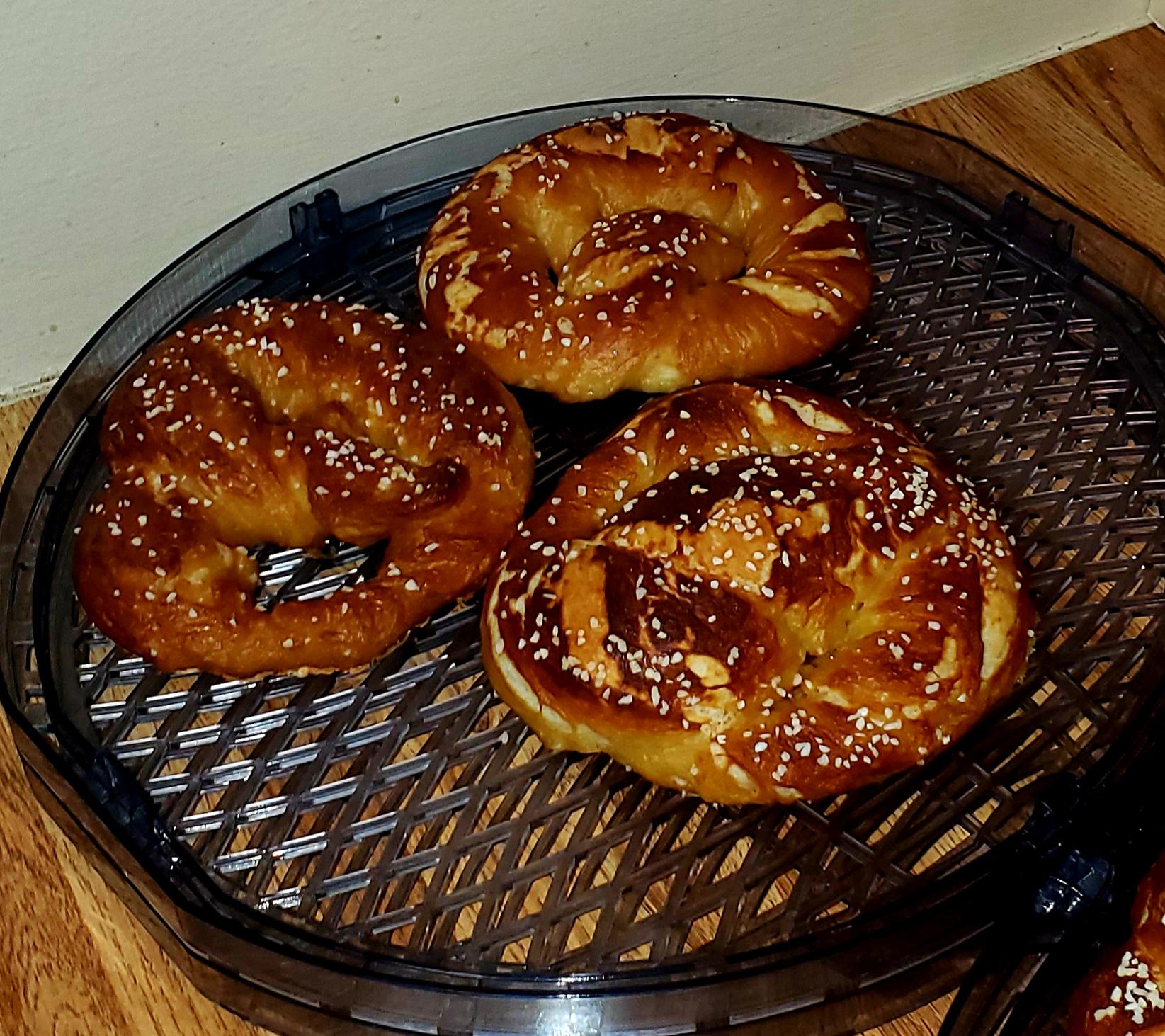 Homemade Pretzels (scratch) r/FoodPorn