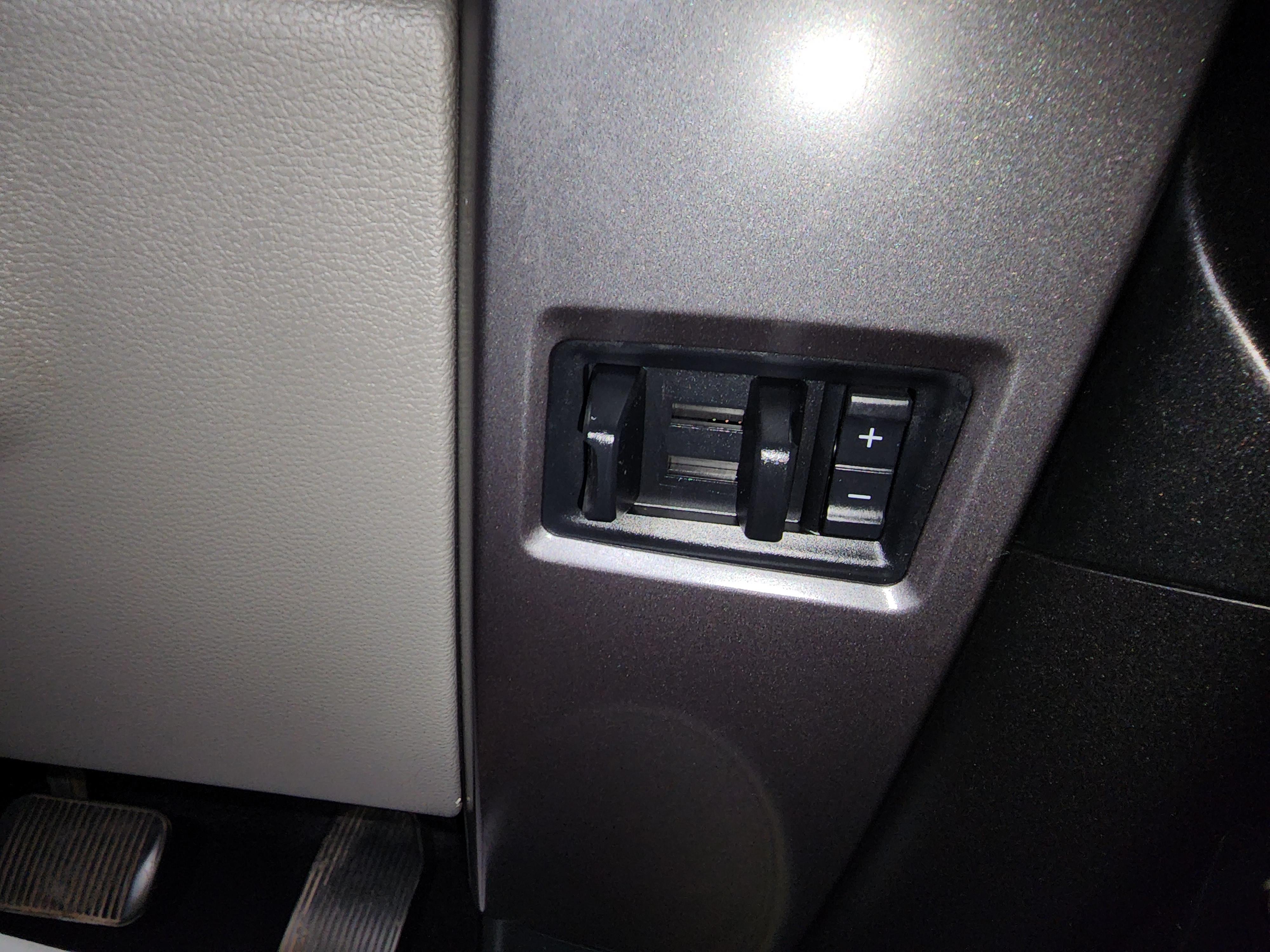 What is this? driving a ford f150 : r/Ford