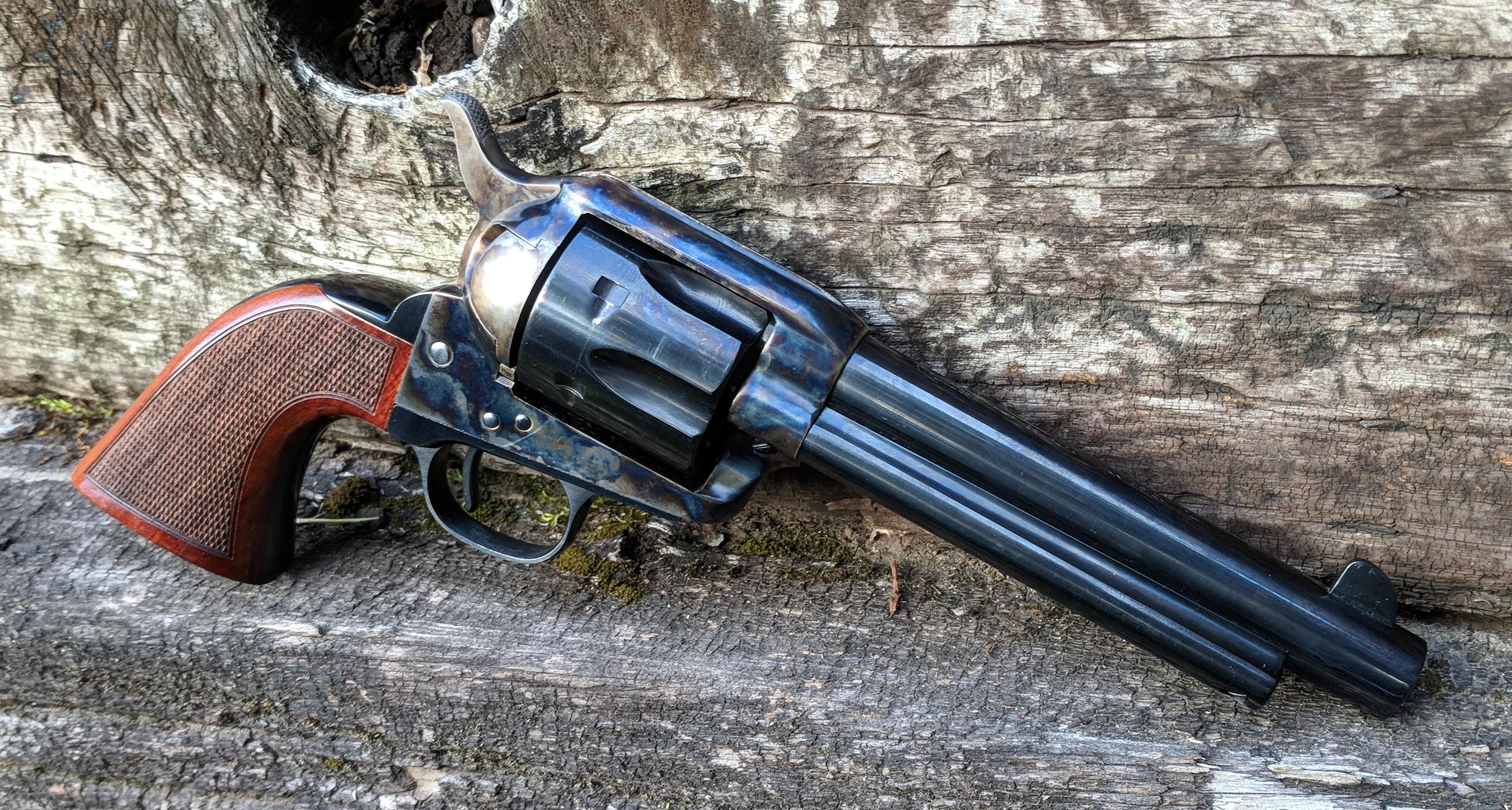 Taylor's & Company Short Stroke Smoke Wagon r/Revolvers