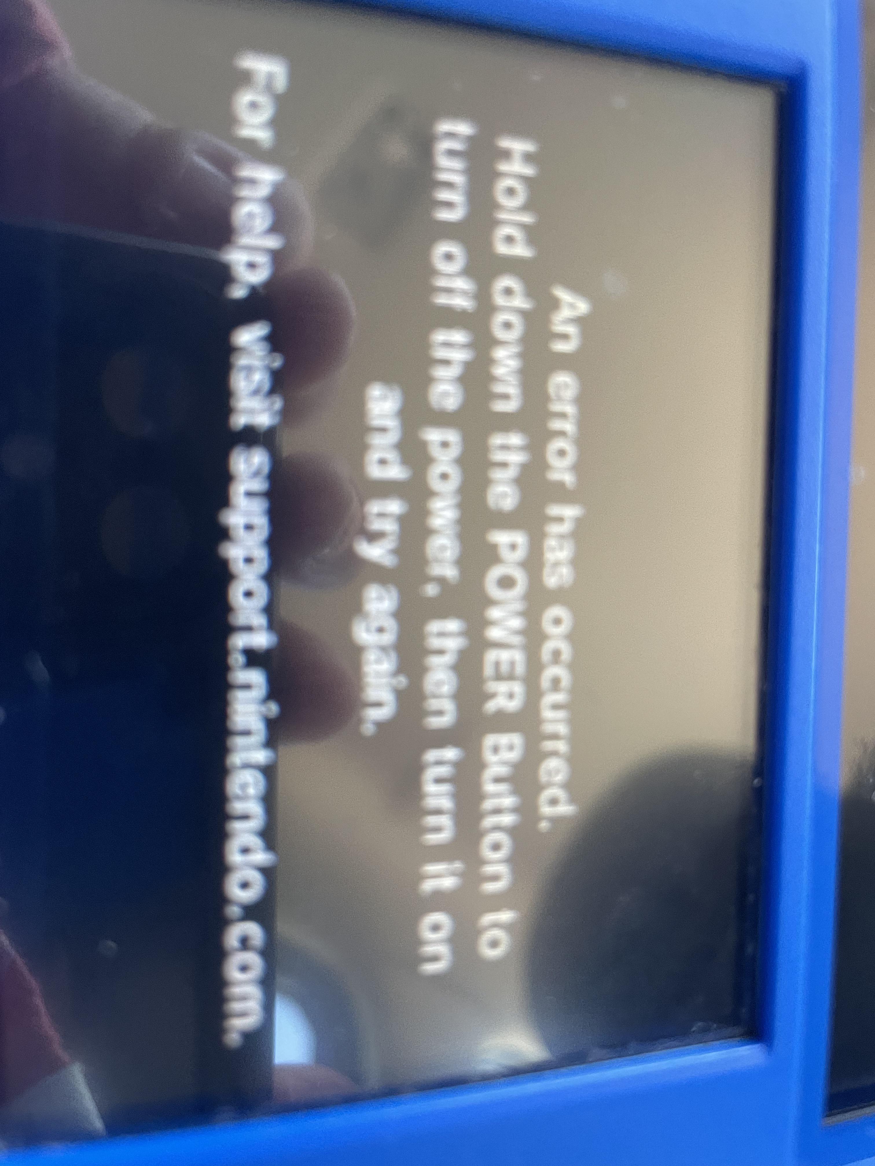 Why does my 2ds keep turning off after a couple of seconds of turning