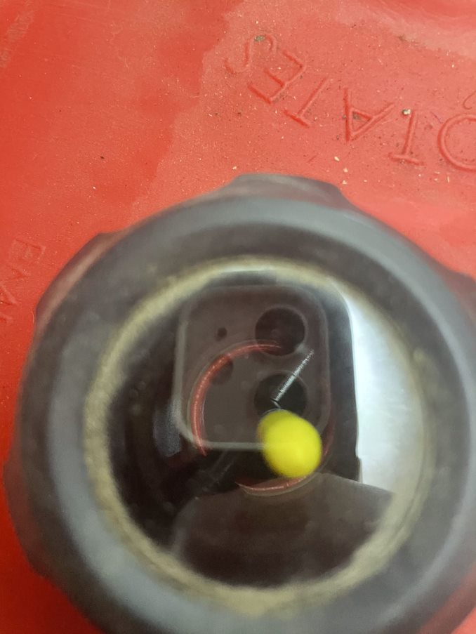 How do I read a floating gas gauge? r/boating