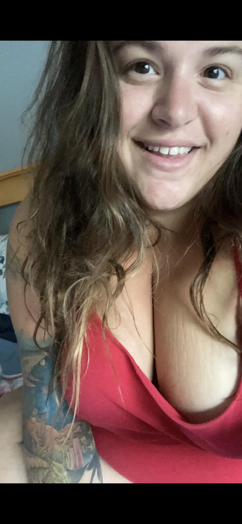 the sexiest bbw on onlyfans with big naturals and lots of tattoos. . GFE , sexting premade or