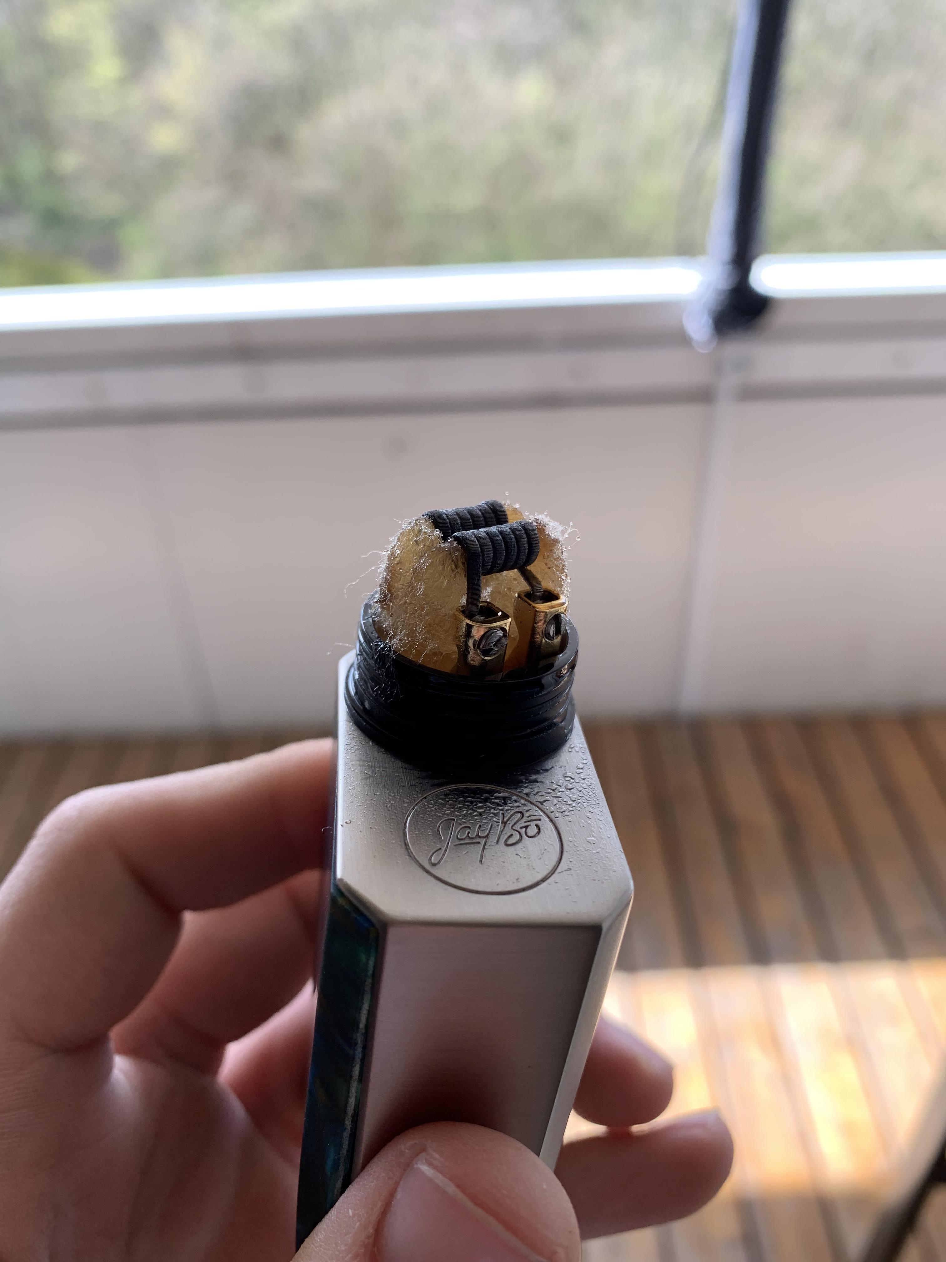 Wrong wicking? Burnt taste after 2 days even though the cotton is well juiced and not badly