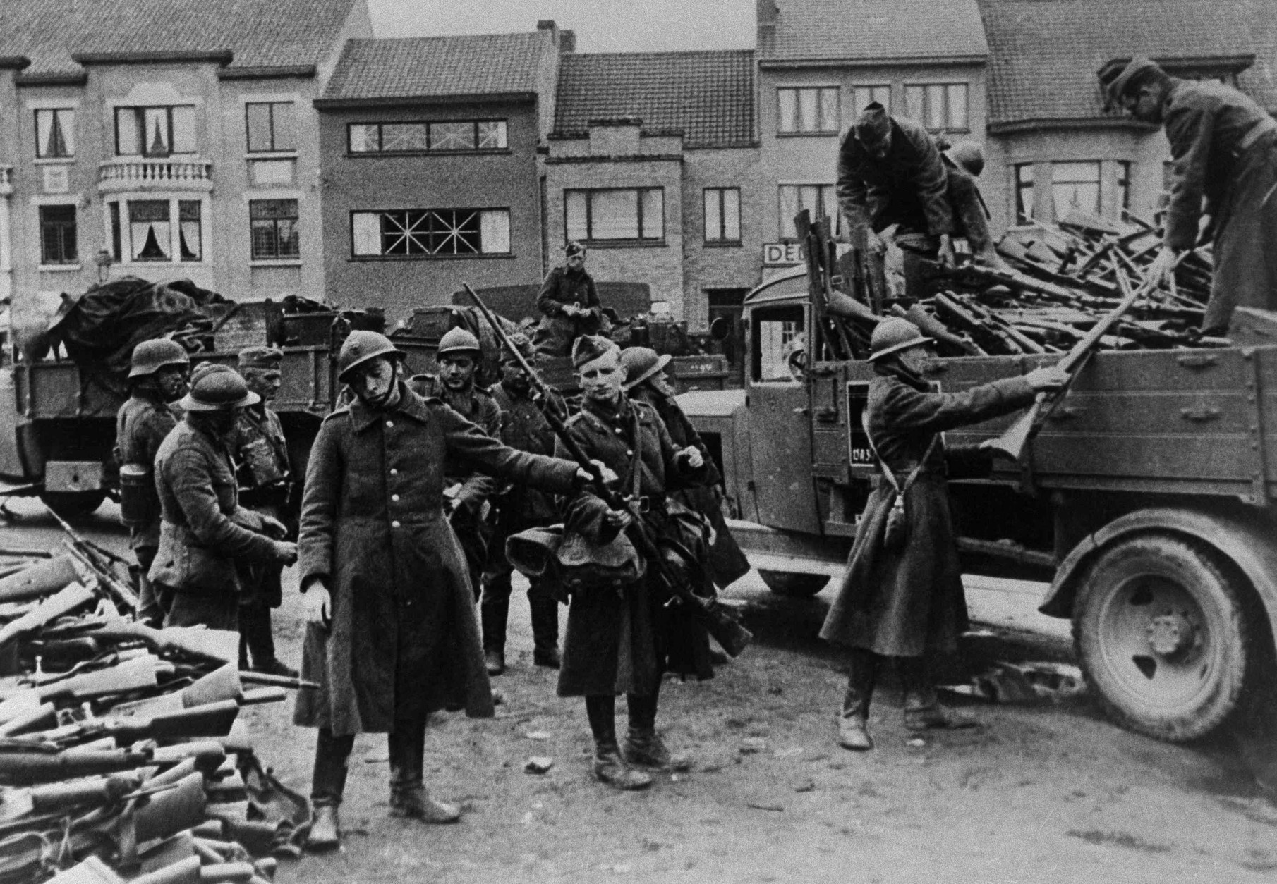 Belgian soldiers handing over their weapons to the Germans, May 28th