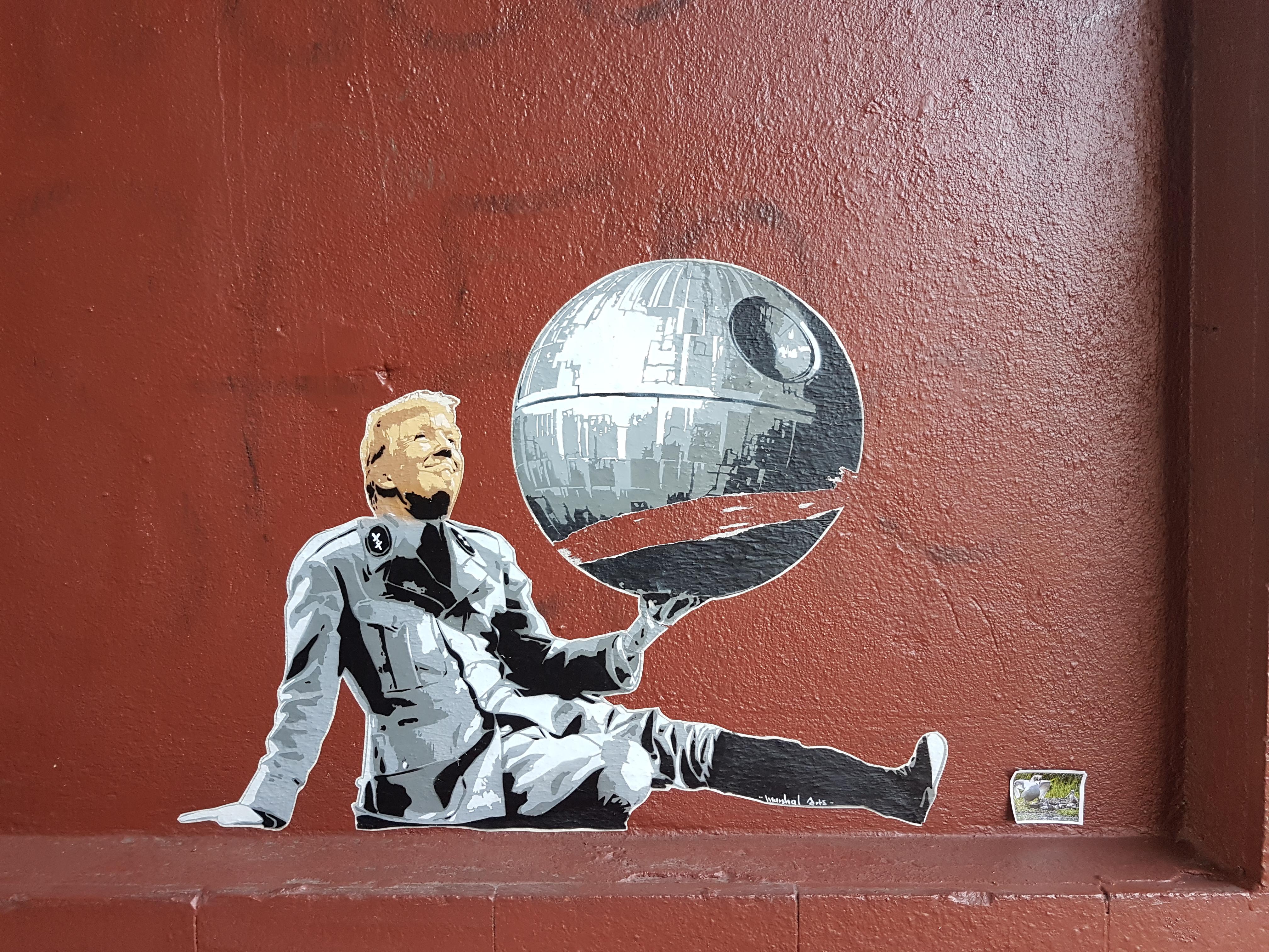 Street art in Hamburg, Germany r/pics