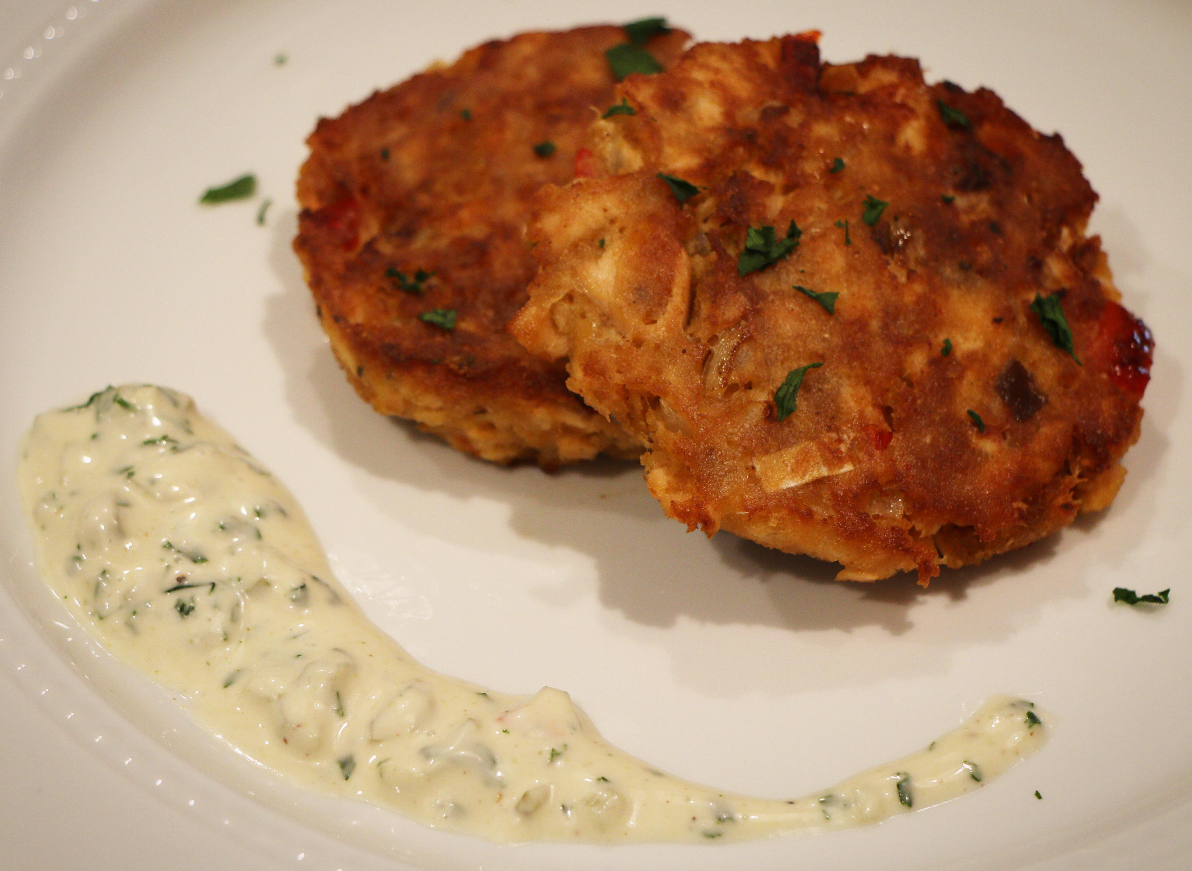 Salmon cakes with homemade tartar sauce r/ketorecipes