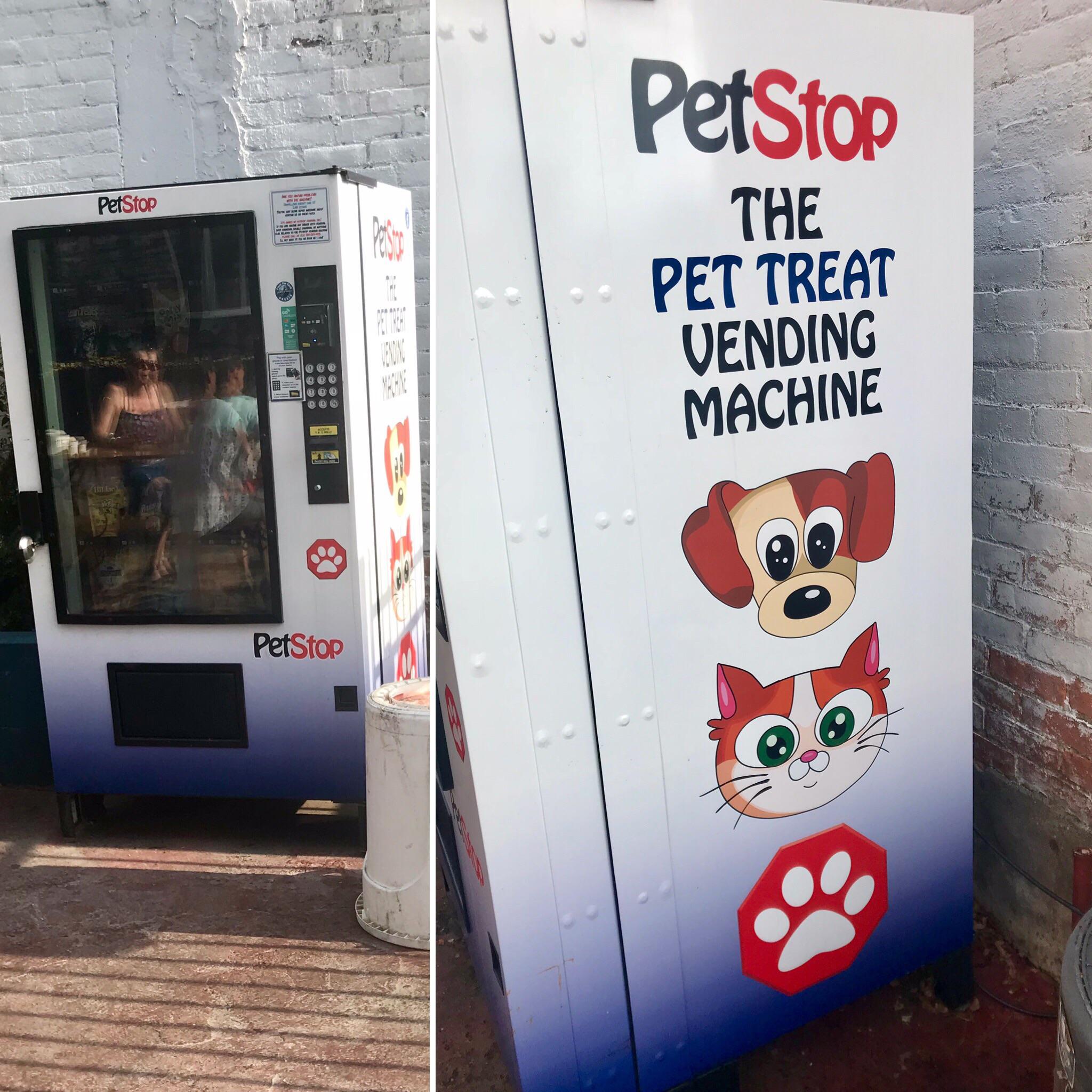 Oddfellows has the best vending machine!! r/Columbus