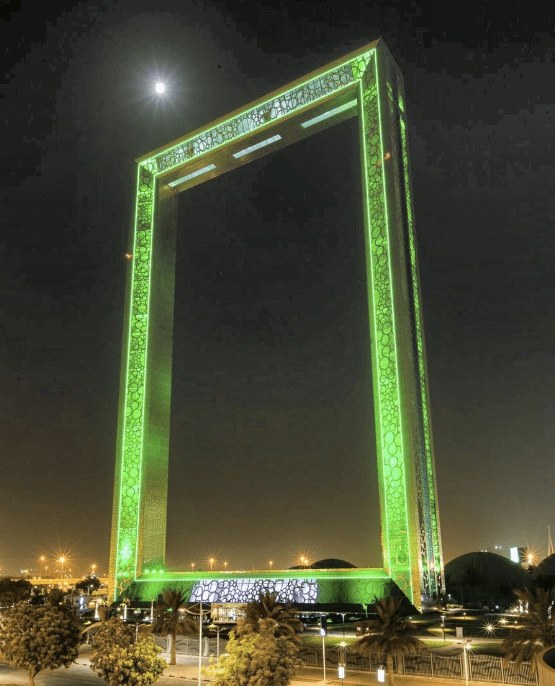 Why is the UAE building a nether portal? left_urbanism