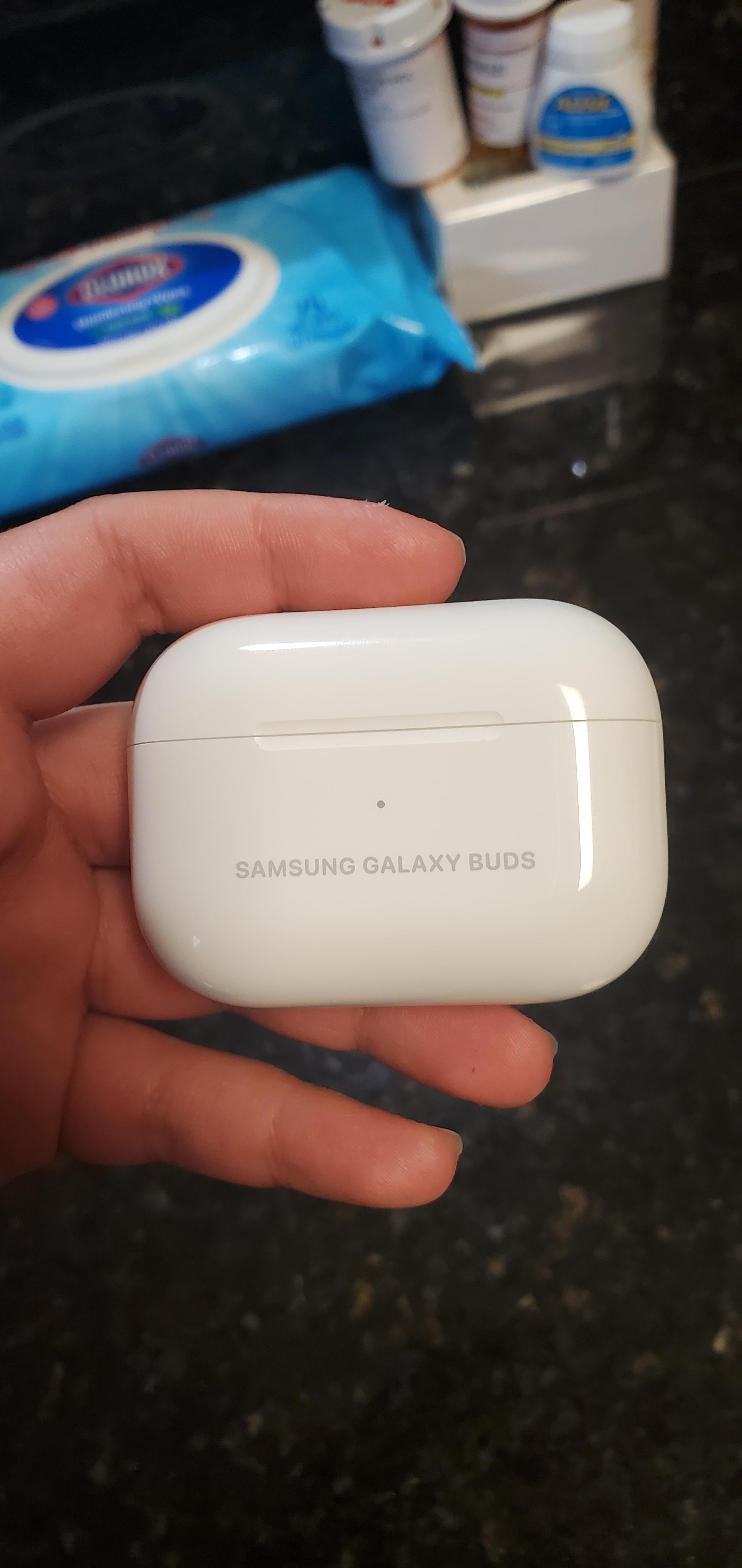 got me some new pods r/airpods