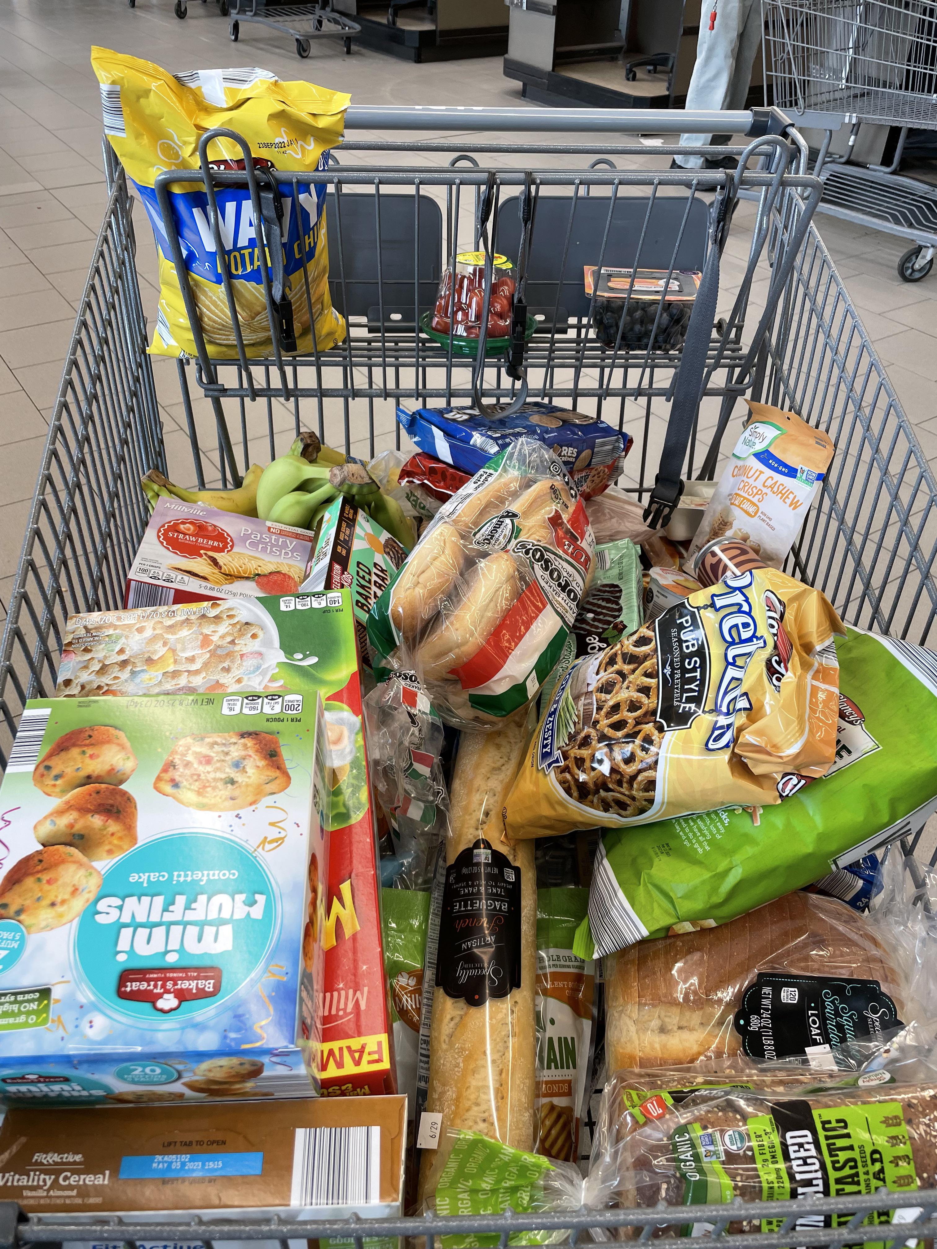I love when the cashier keeps the cart neat! aldi