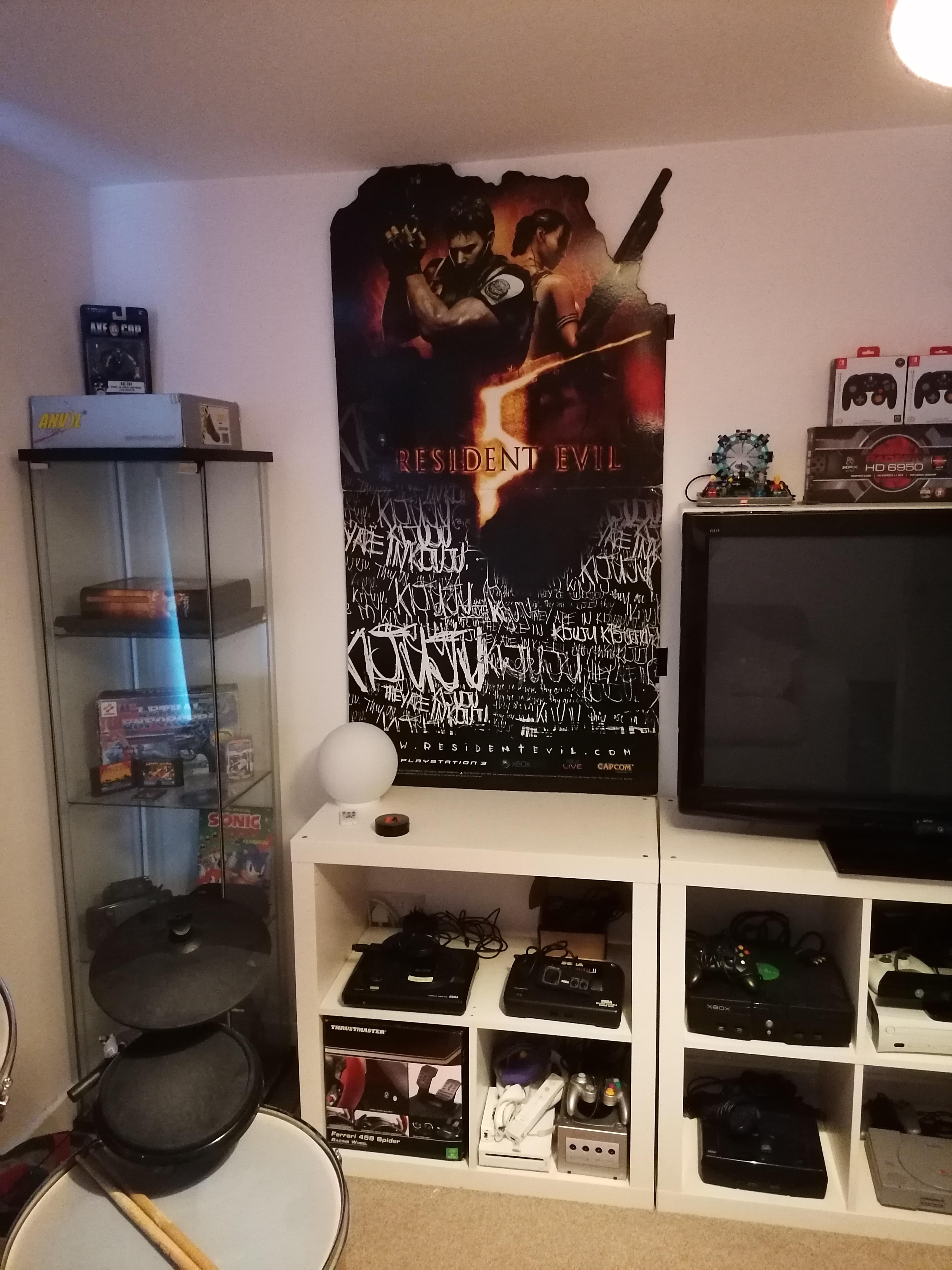 Had this since 2009 never had a house big enough to display it it's