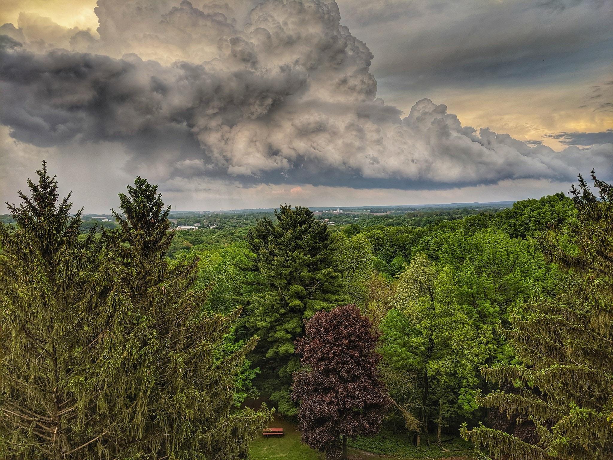 Iowa; Bad weather [OC] [2048x1536] r/EarthPorn