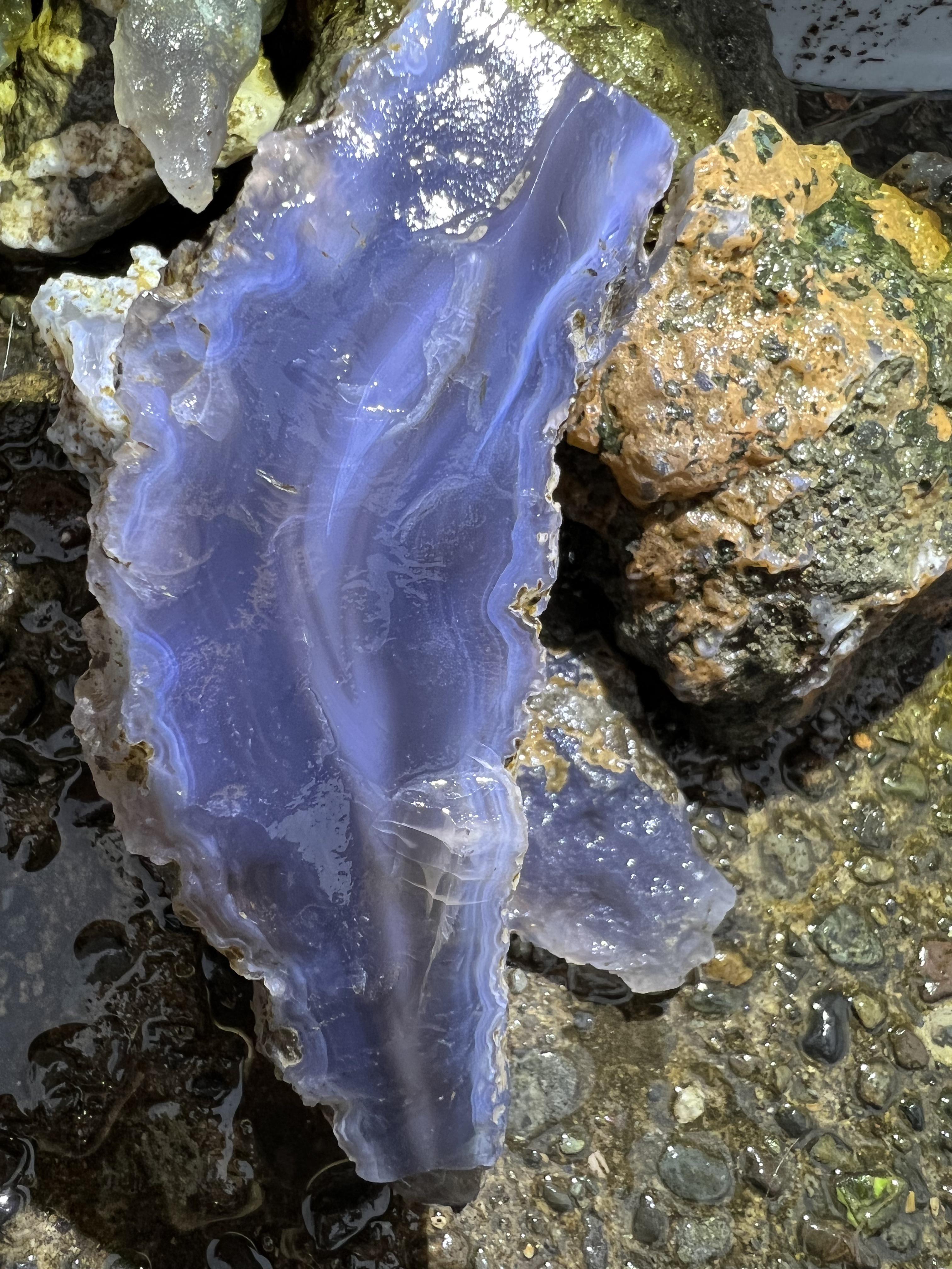 Blue agate, Cowlitz county WA r/MineralPorn