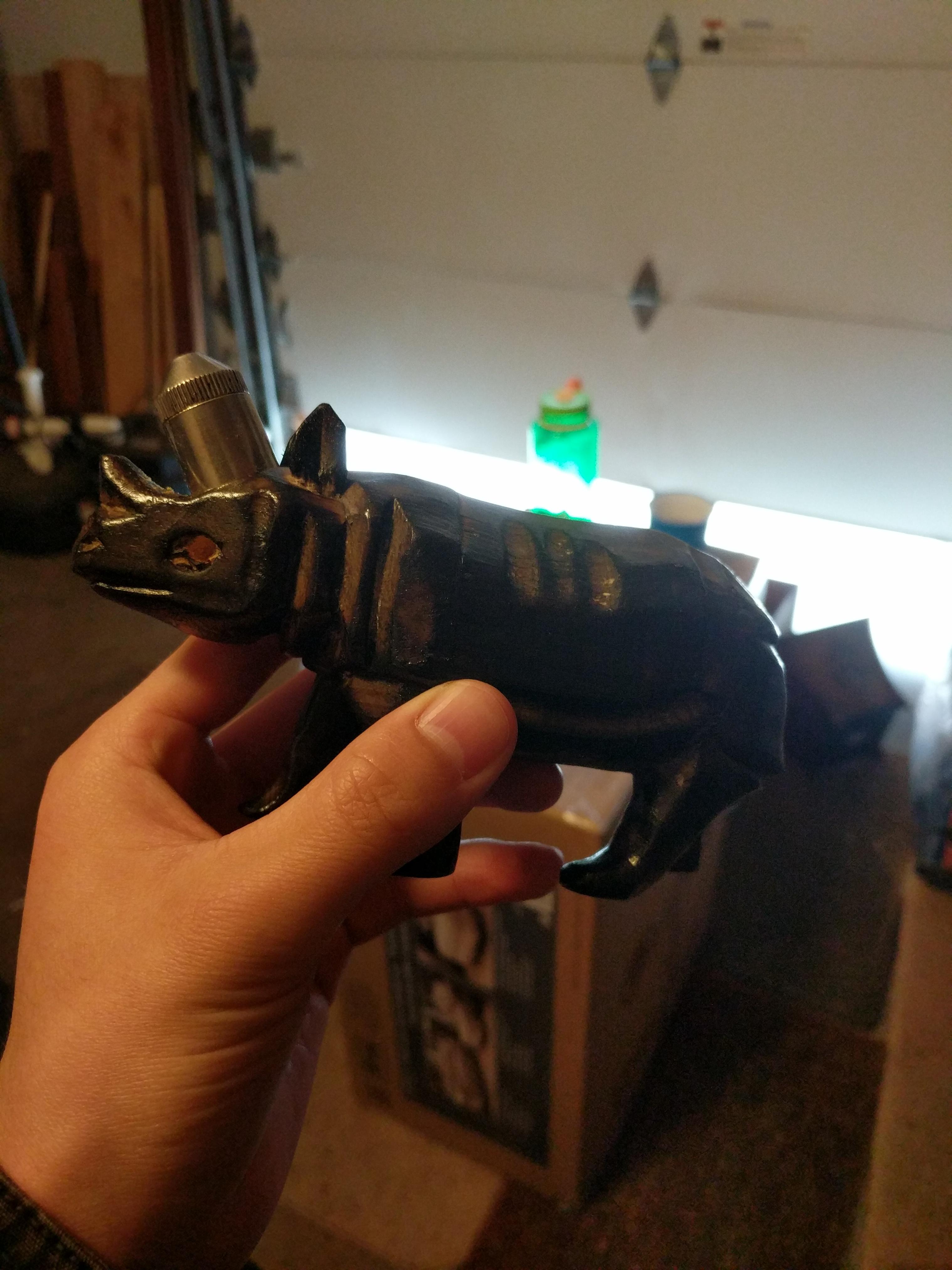 hand made rhino pipe that i made my mate for his bday r/StonerEngineering