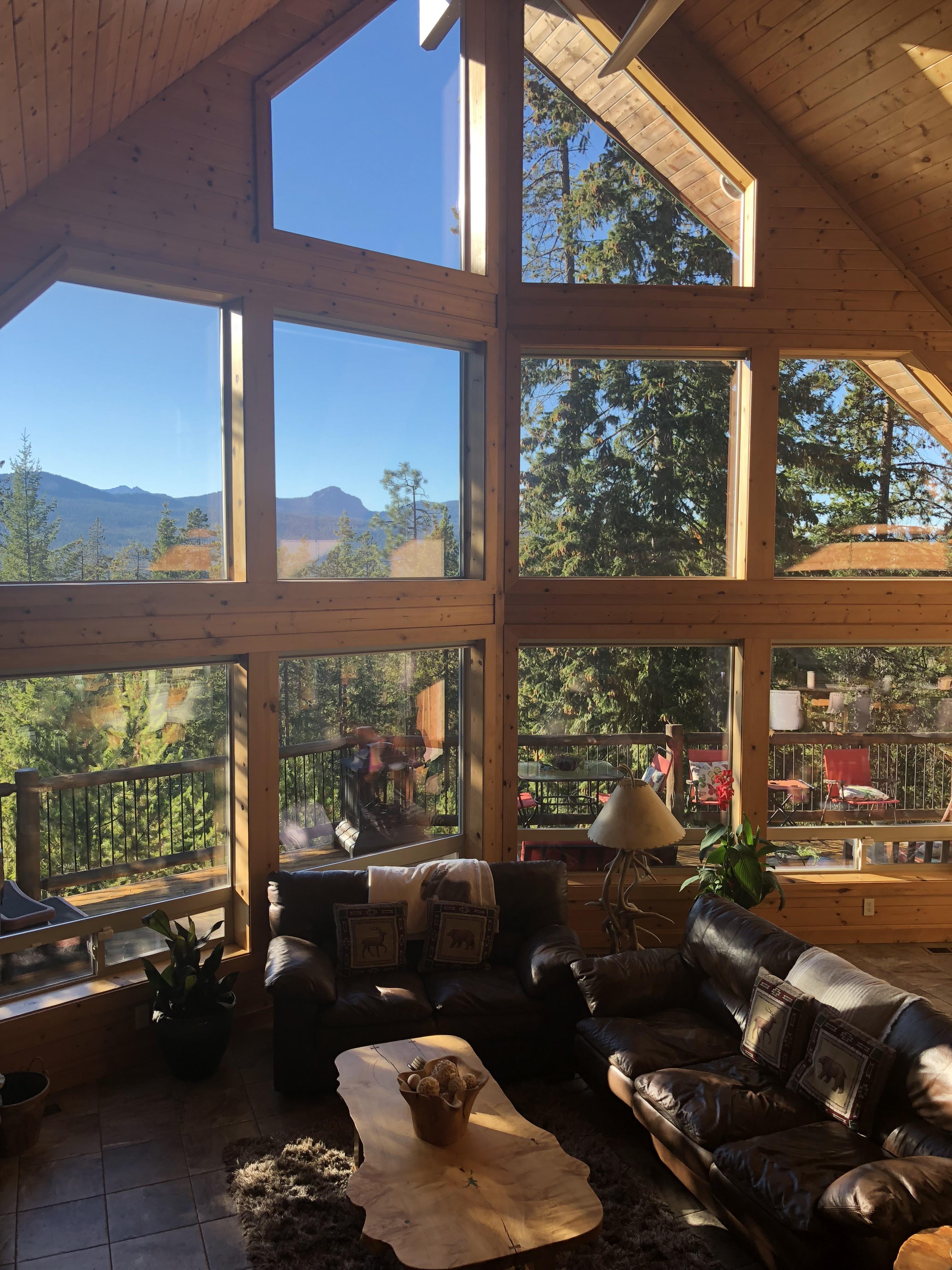Crescent, Oregon Chalet r/CabinPorn