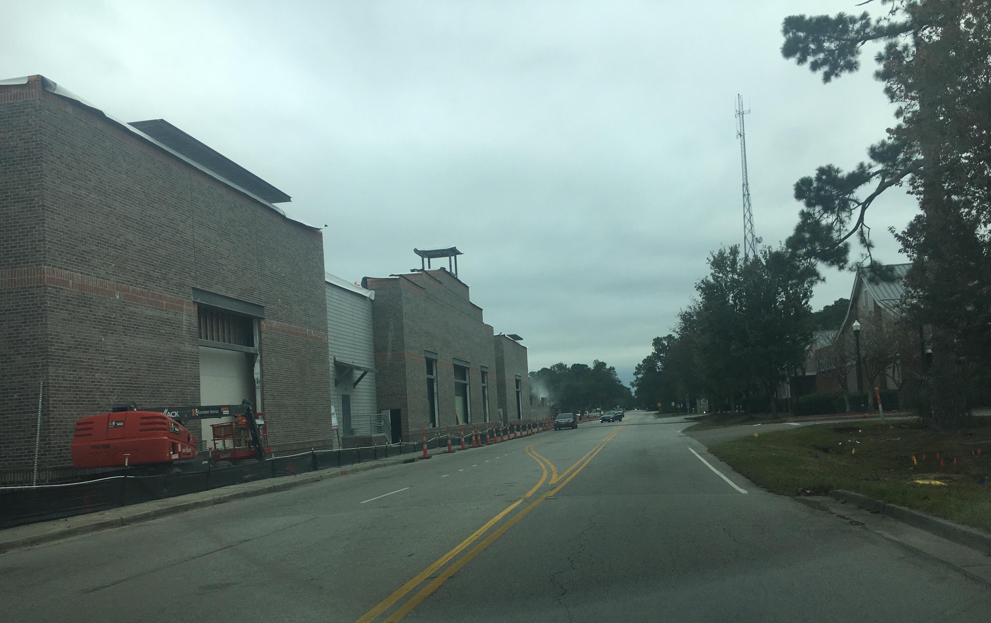 Does anyone else think the new Home Depot In Mt. P seems really close