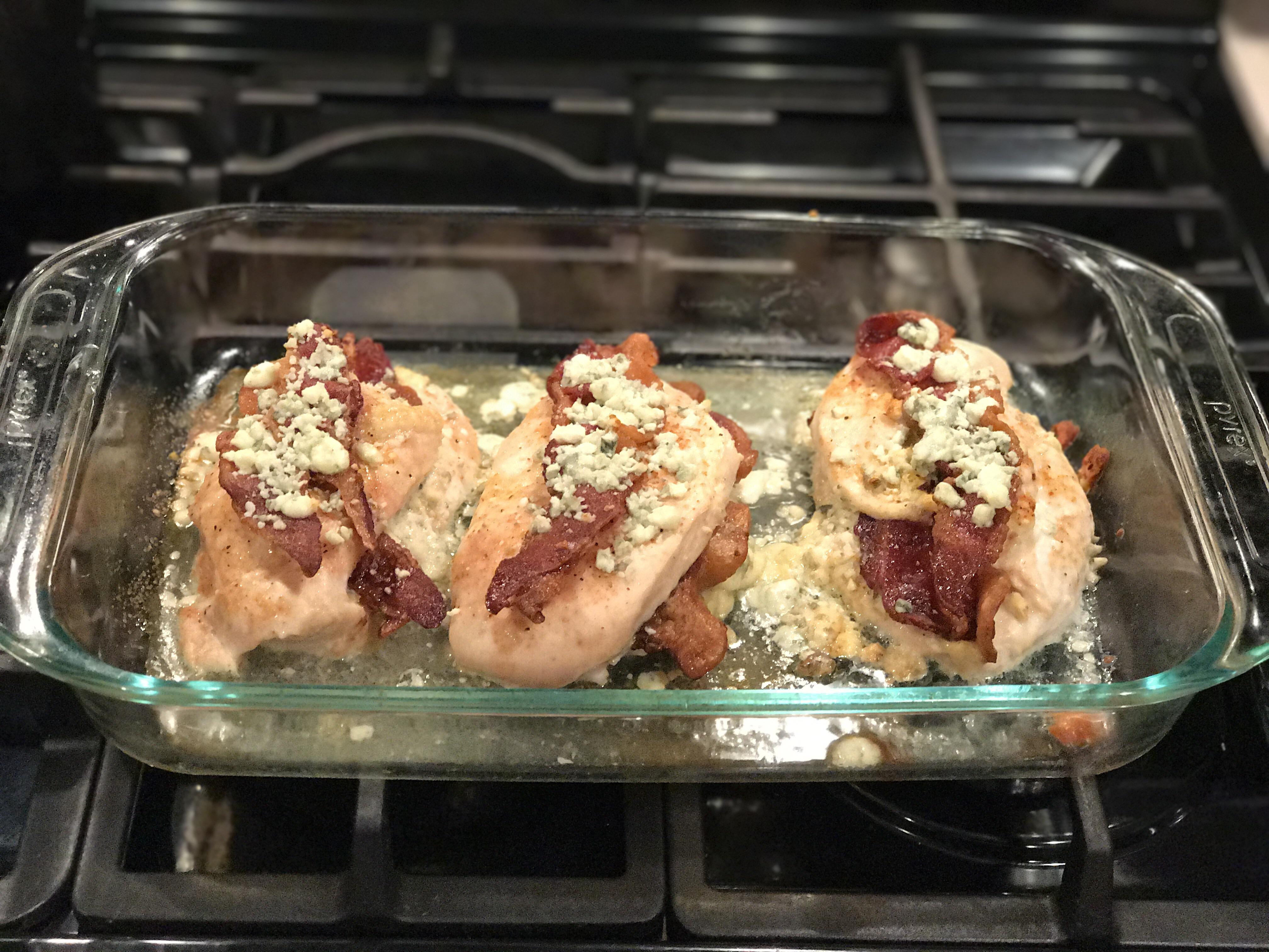 Bacon and Blue Cheese Stuffed Chicken r/ketorecipes