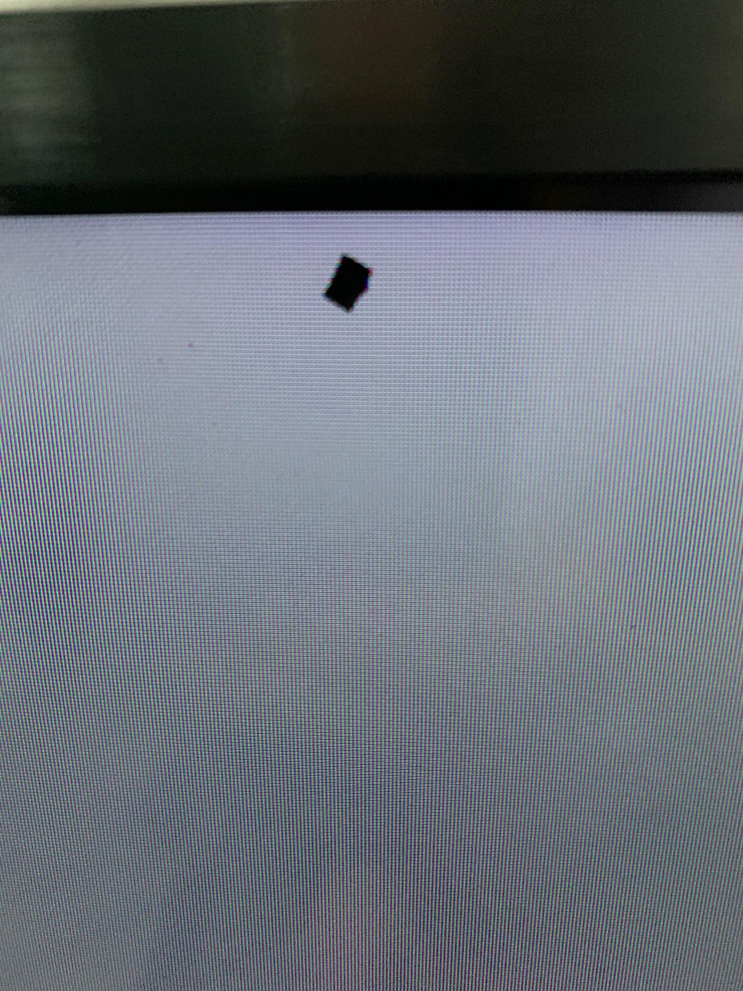 Weird screen discoloration on Hitachi TV Model 40A3. I've never seen