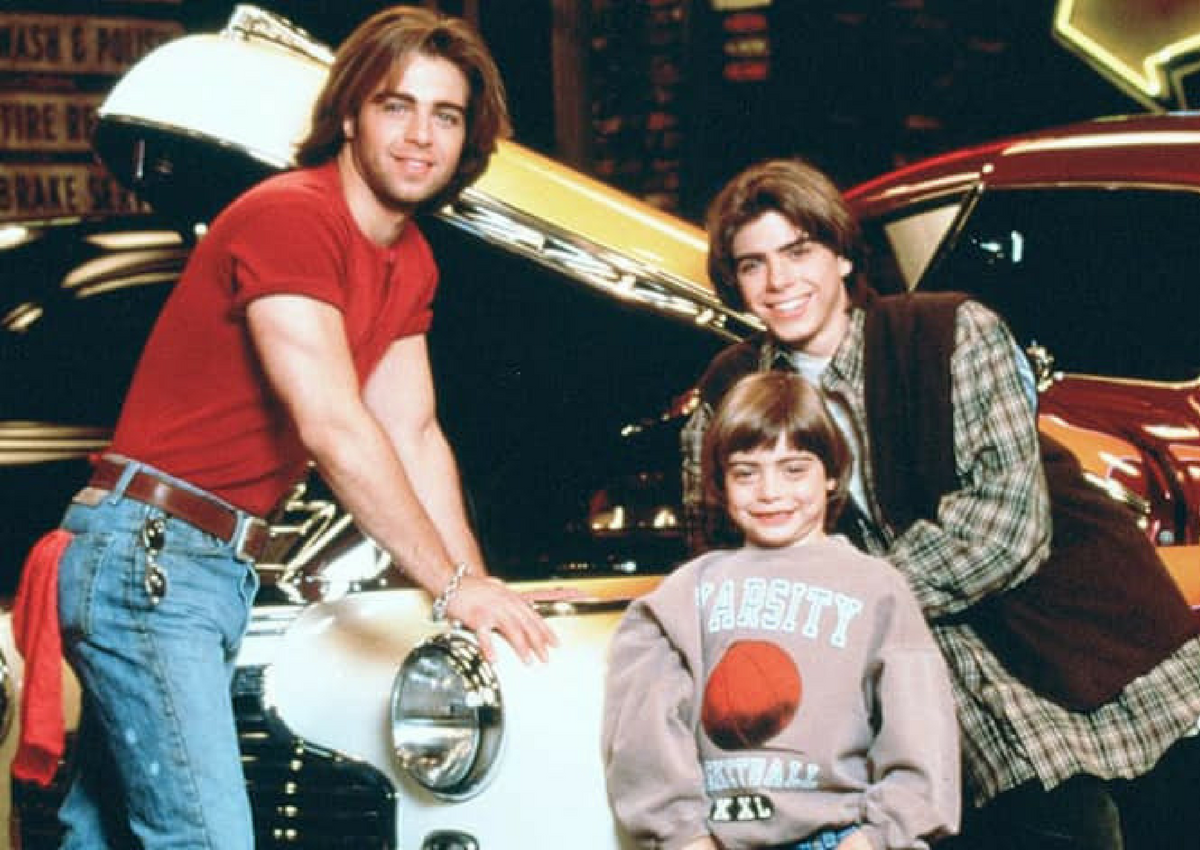 When the Lawrence brothers were on everything r/90s