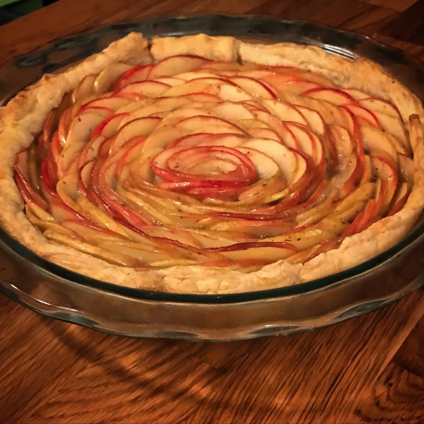 [homemade] honeycrisp apple tart r/food