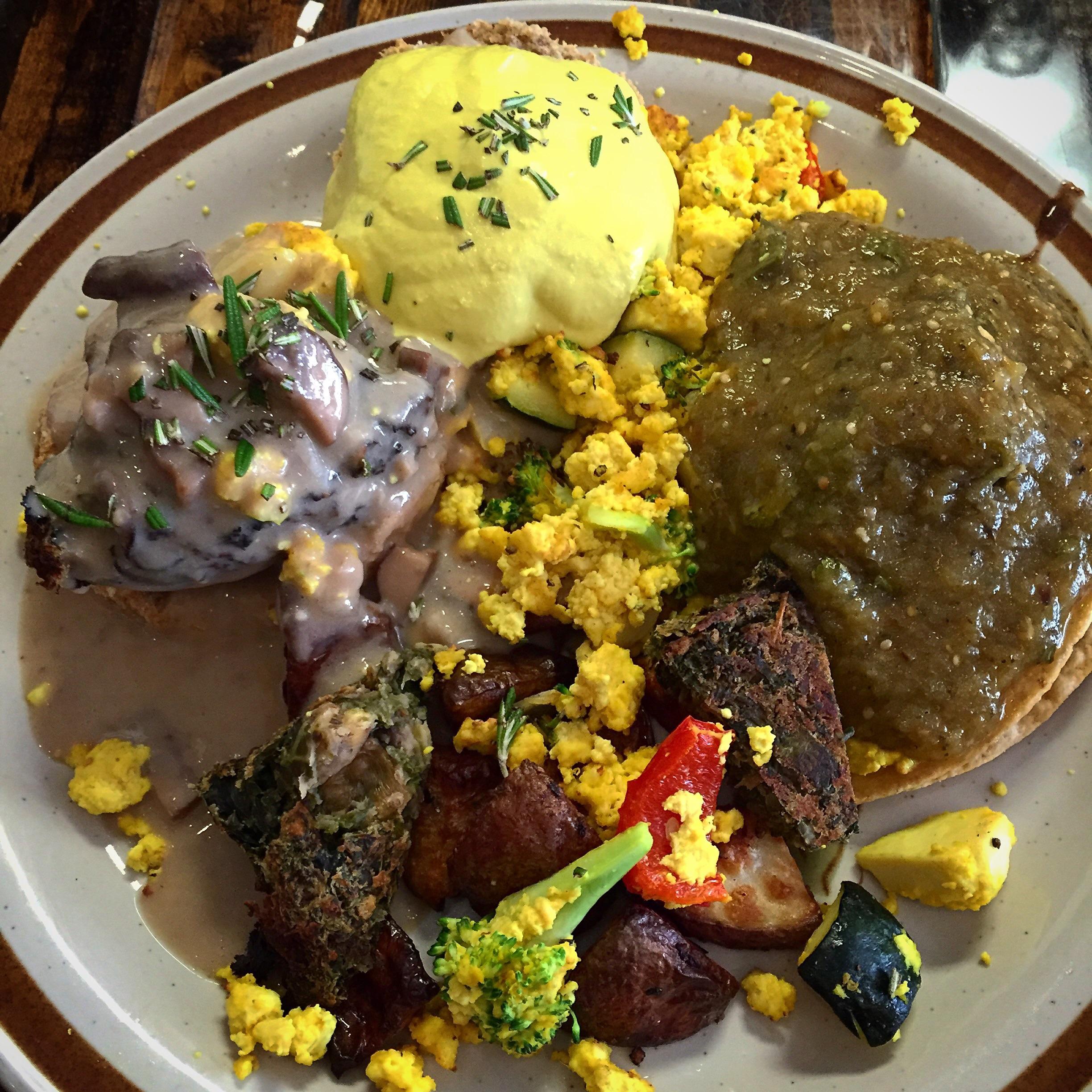 The brunch sampler at The Amazing Kale Burger in Evanston, IL. r