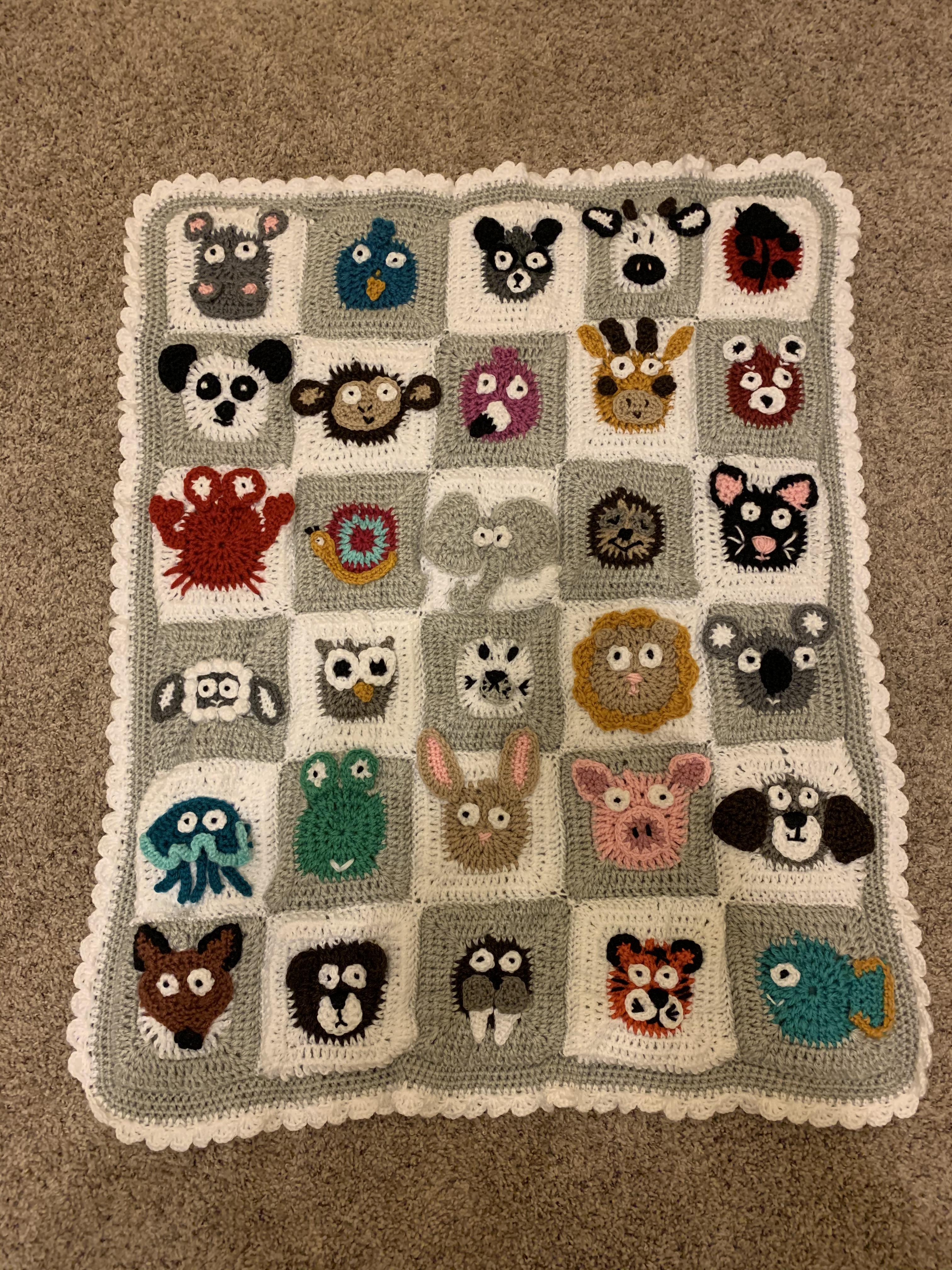 The Zookeeper blanket by AlyseCrochet! Indeed a labor of love. 🥰 r