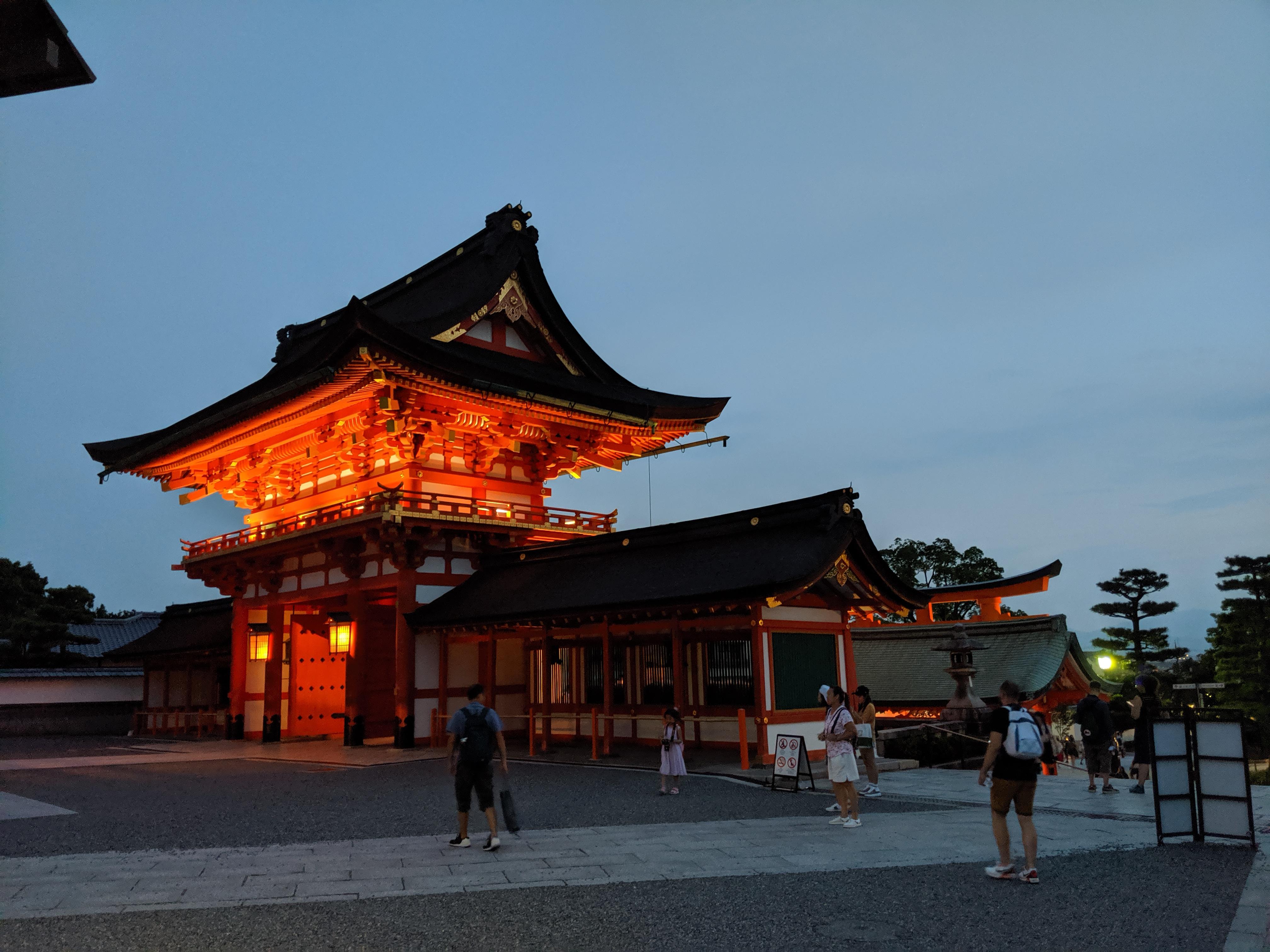 Fushimi Inaritaisha r/japanpics
