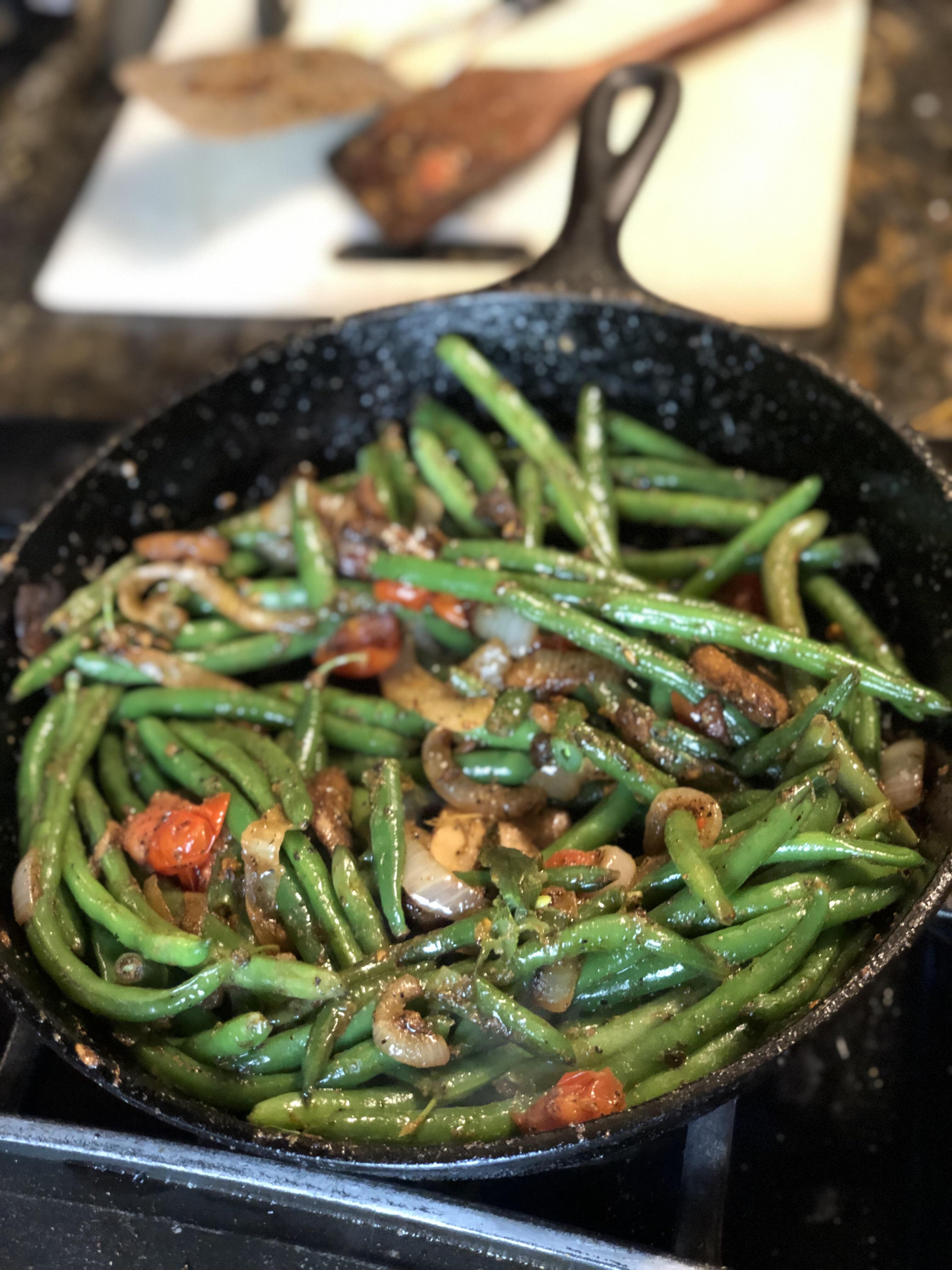 Who else likes making vegetables this way? Green beans, onions