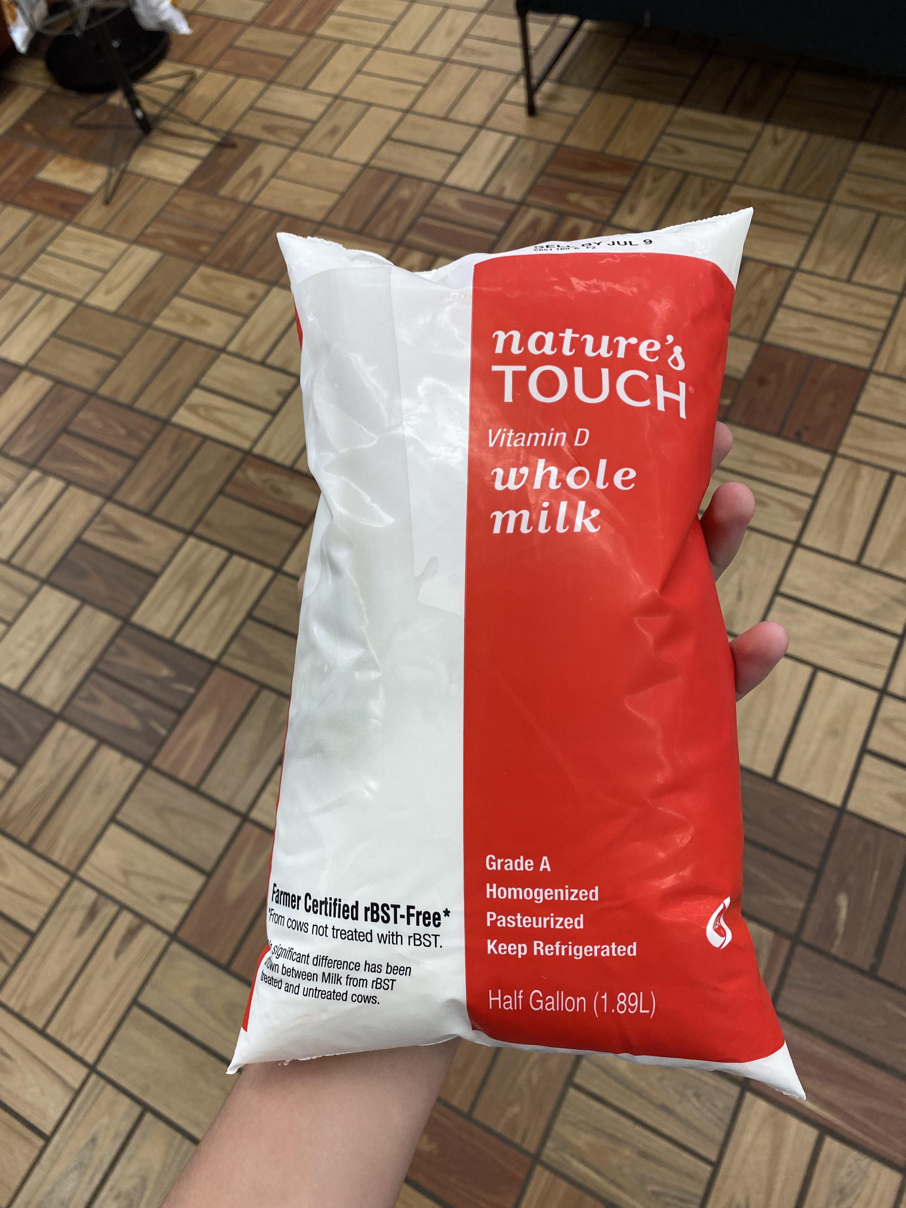 We found a bag of milk at a gas station in Wisconsin r/mildlyinteresting
