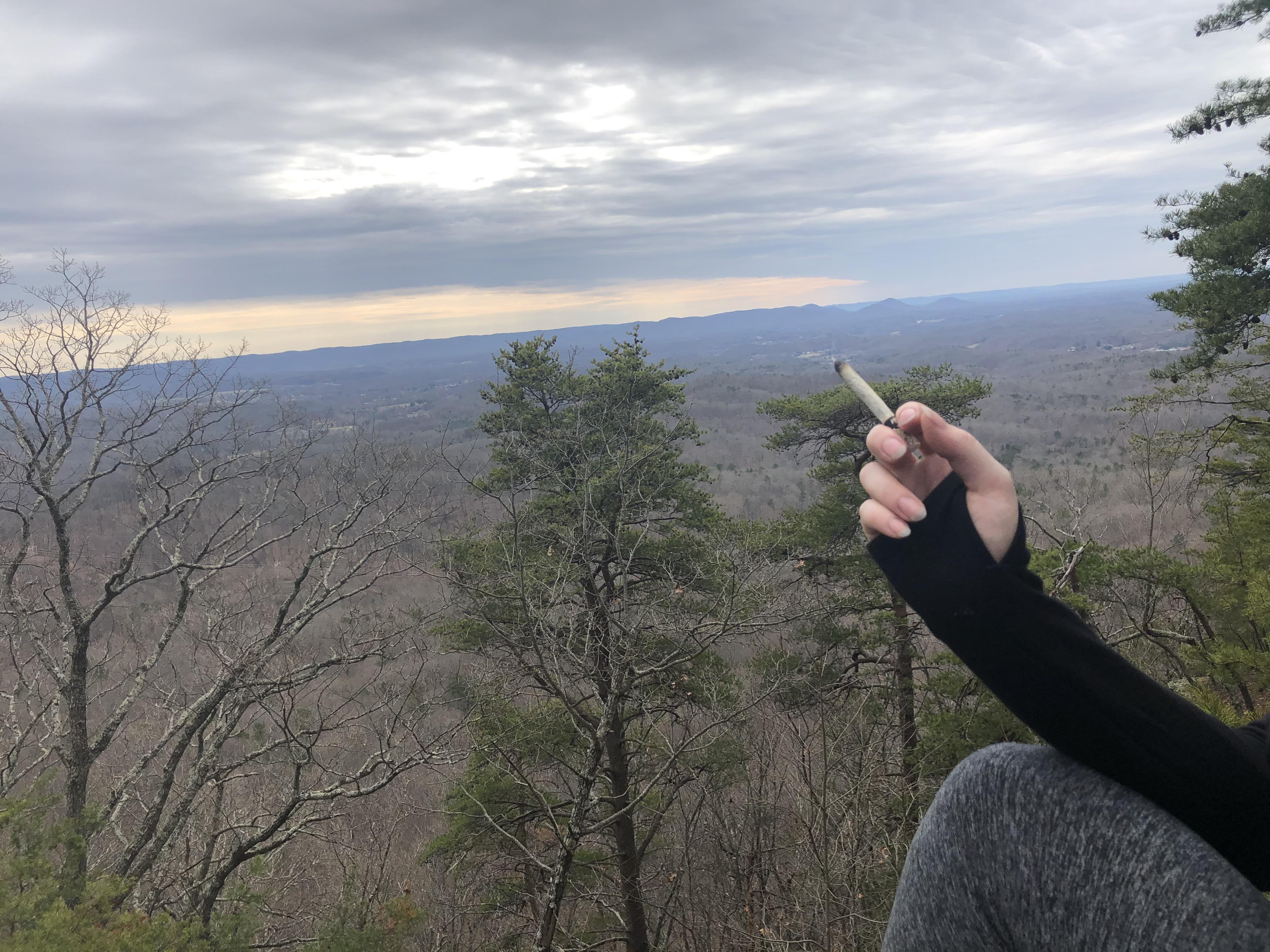Smoke spot of the day. Pilot Knob, KY r/weed