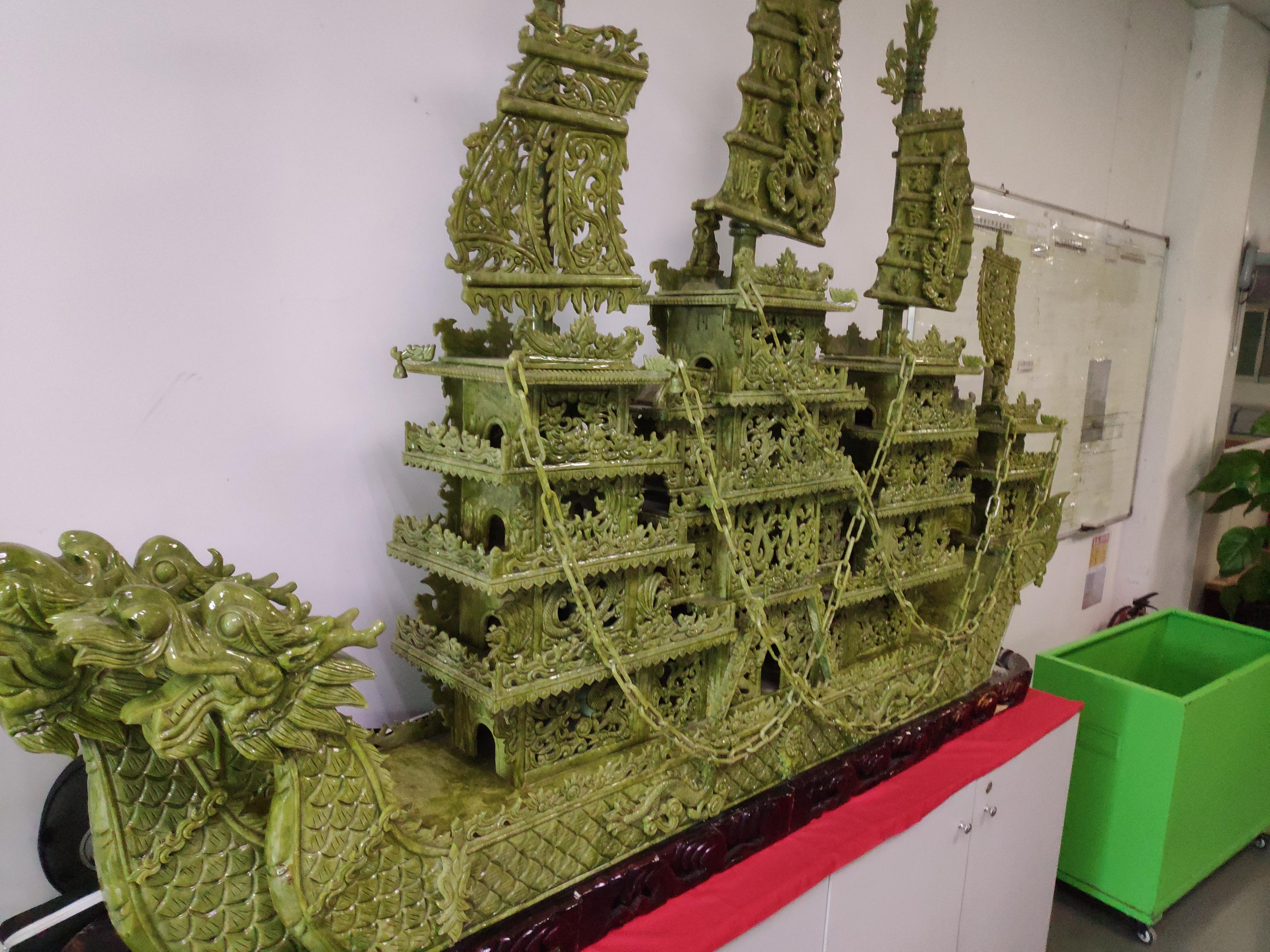 Jade sculpture I found in China r/interestingasfuck