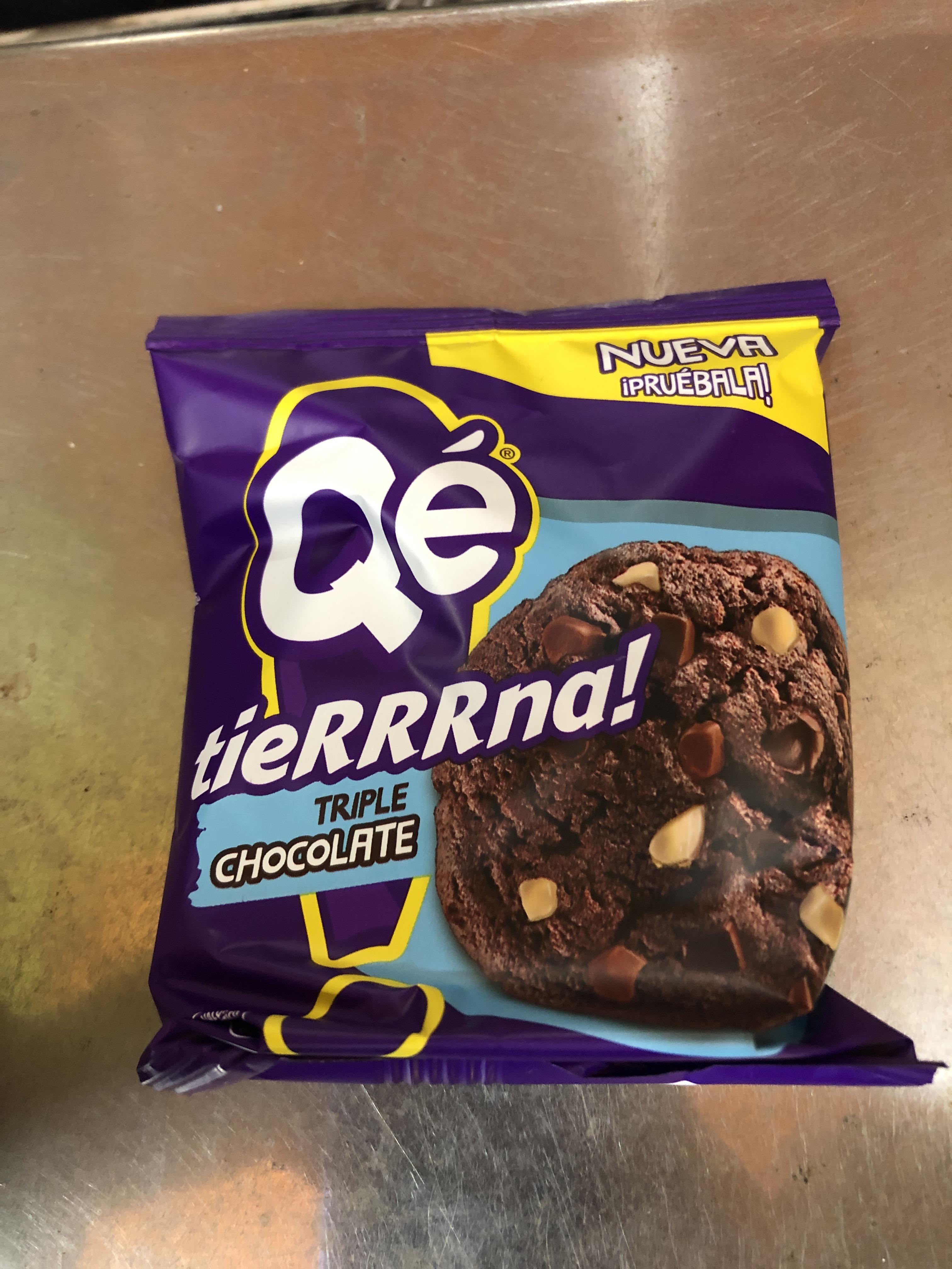 A triple chocolate brownie i found in Spain r/mildlyinteresting