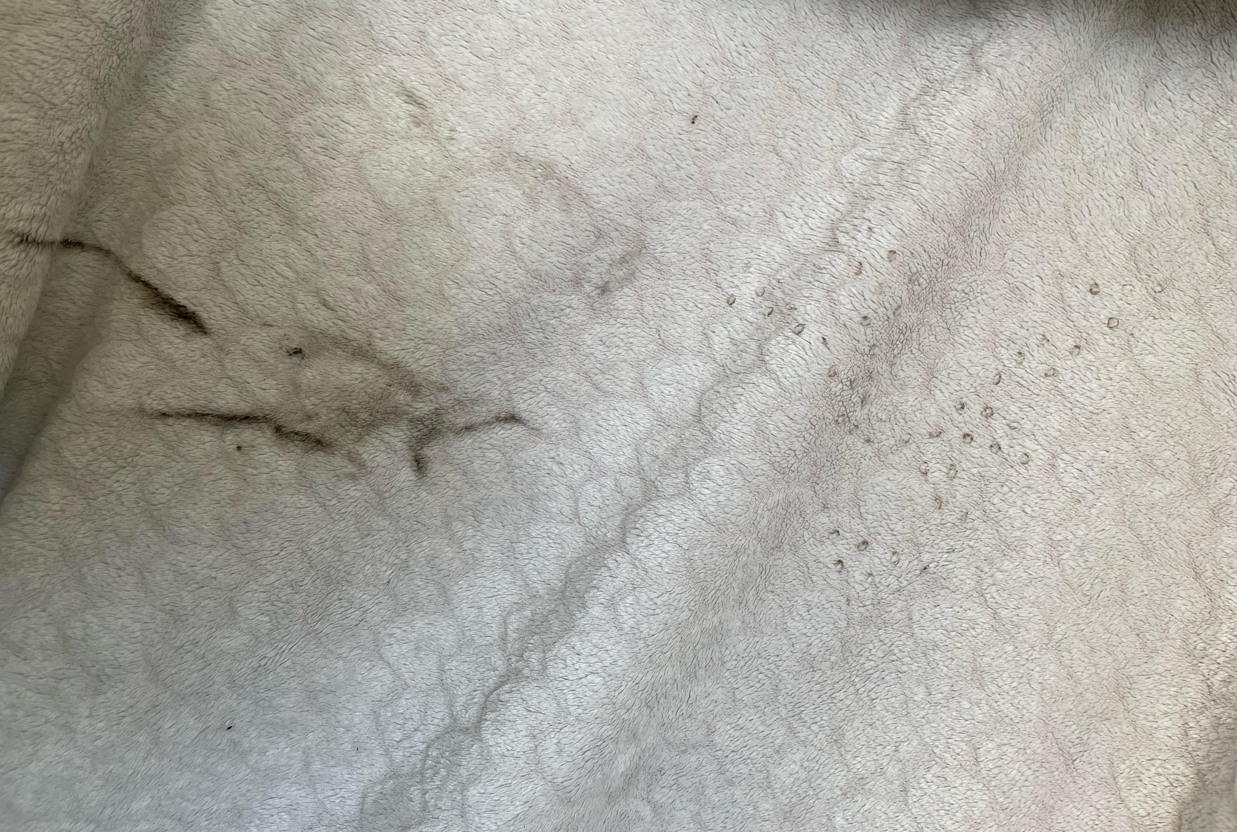 washing machine leaves black marks on clothing, help !! r/CleaningTips