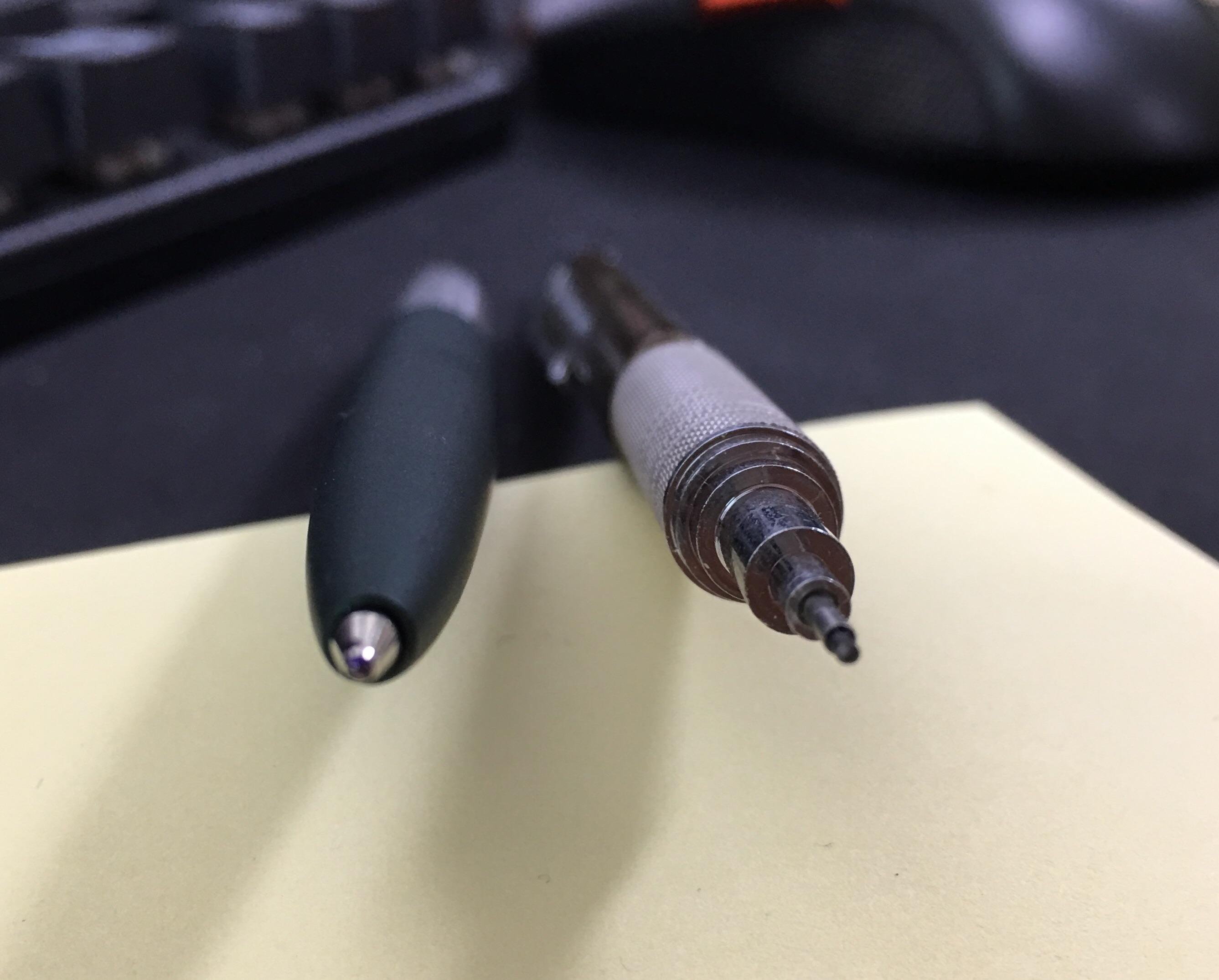 I found all the ballpoint pens have some wiggling at the tip no matter