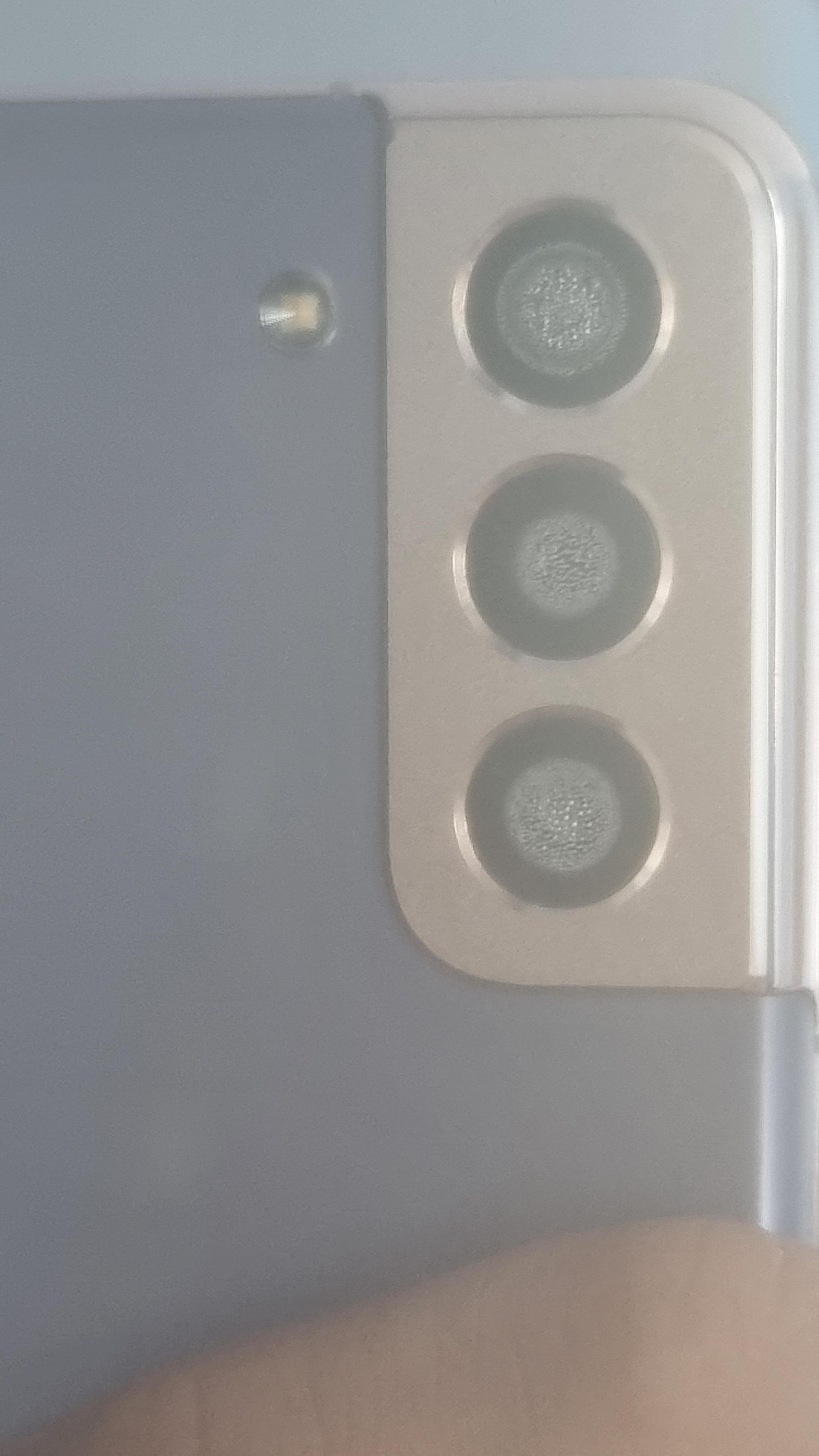S21 moisture in camera lens r/GalaxyS21
