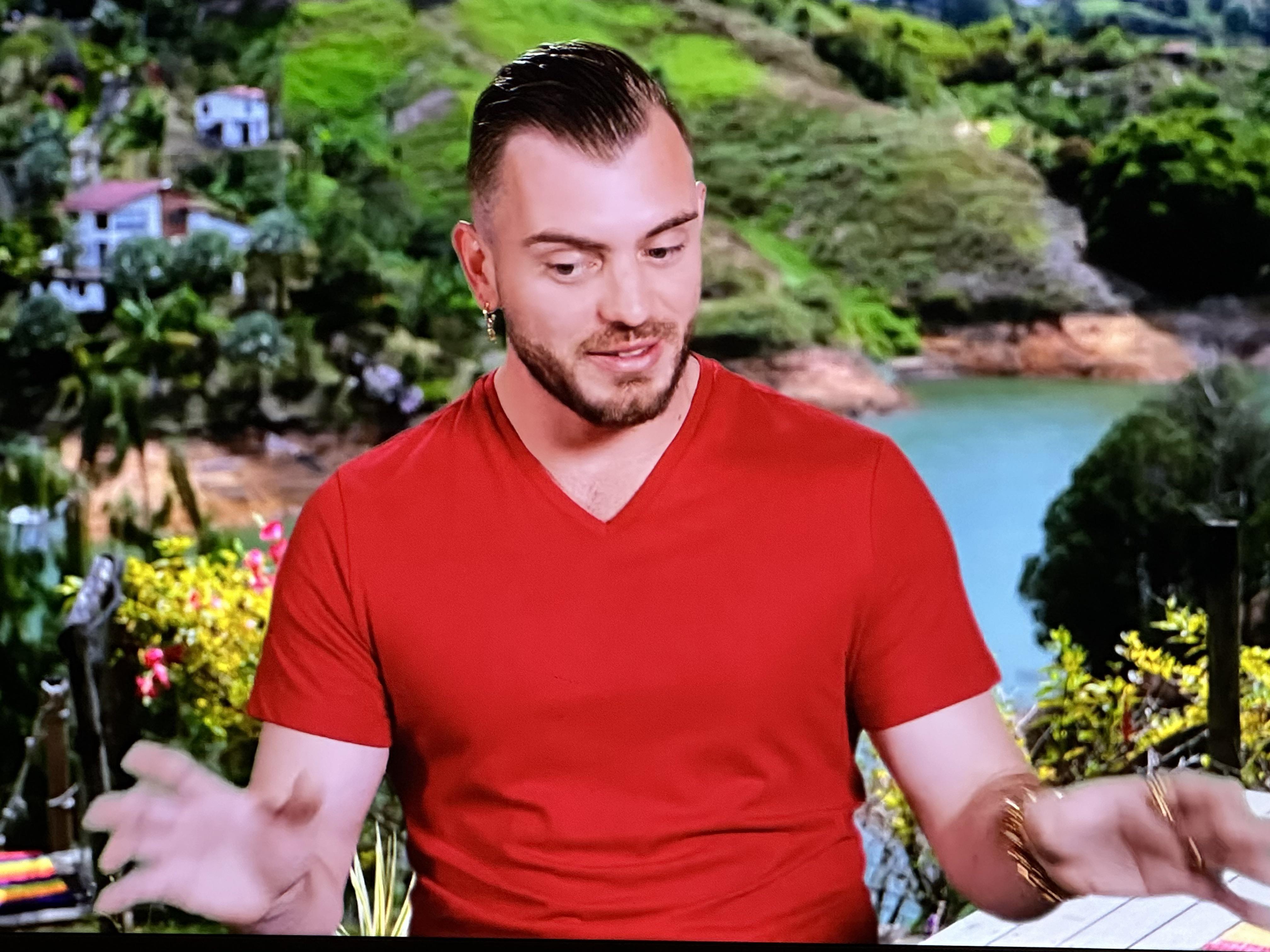 I just threw up in my mouth r/90DayFiance