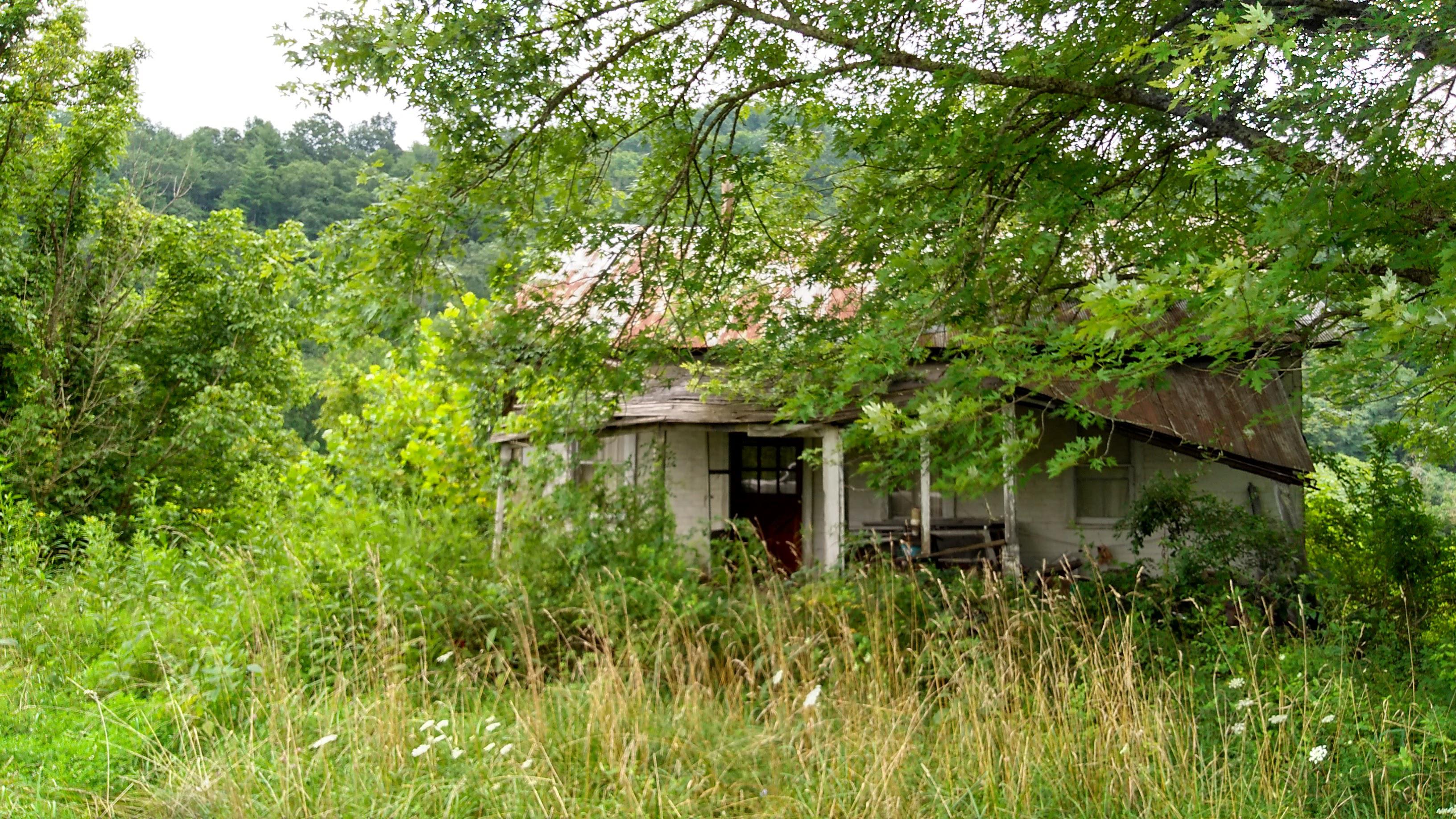 Creepy abandoned house in West Virginia. The house was eventually torn