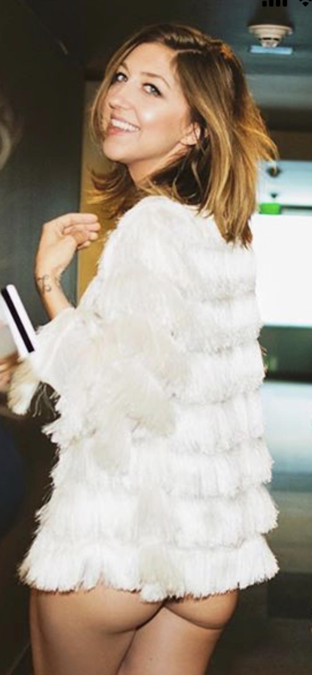 Heidi Gardner's "Where We Were When" Podcast Premiere Episode : HeidiGardner