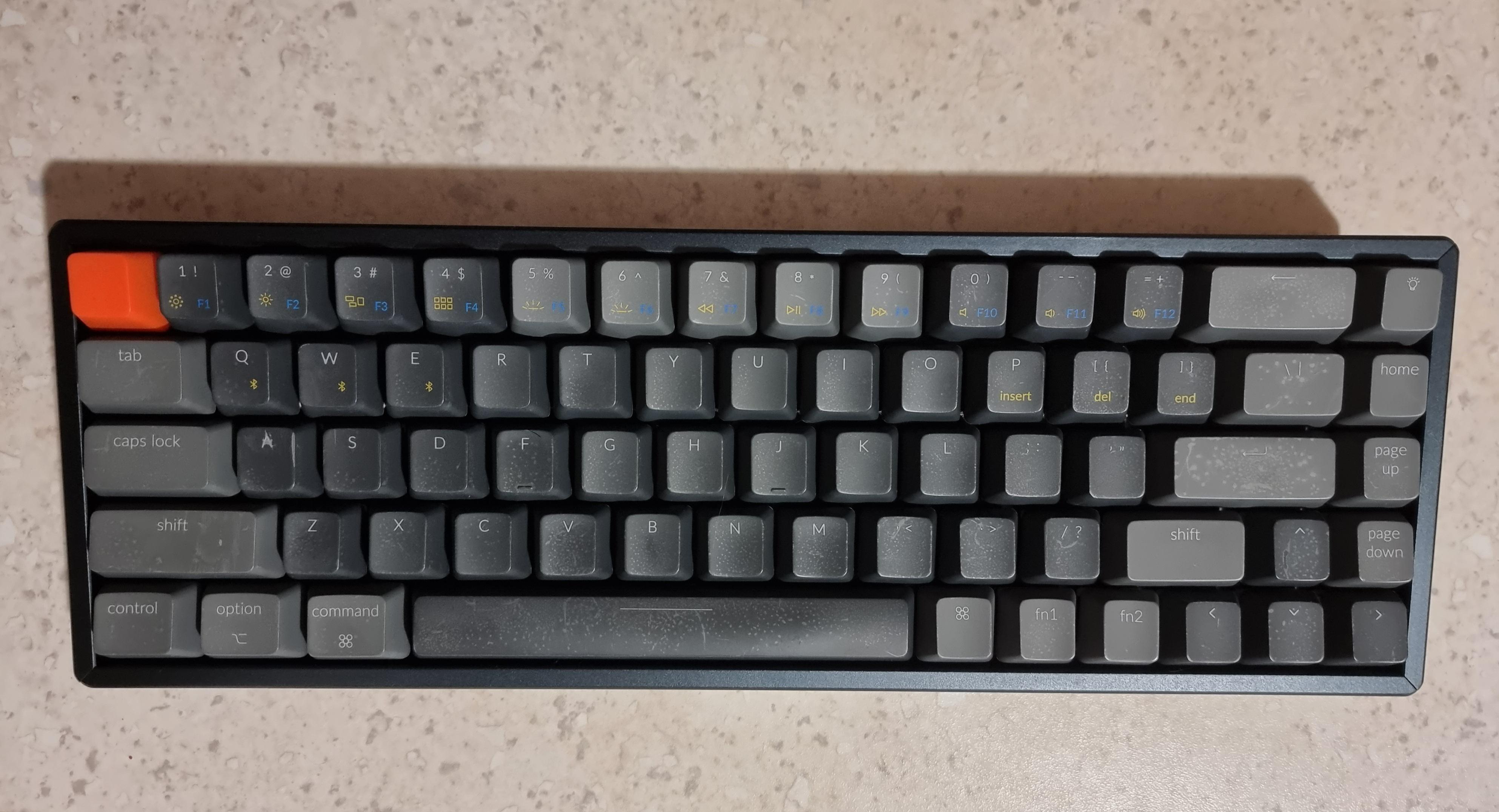 An attempt was made at cleaning standart Keychrone keycaps... : r