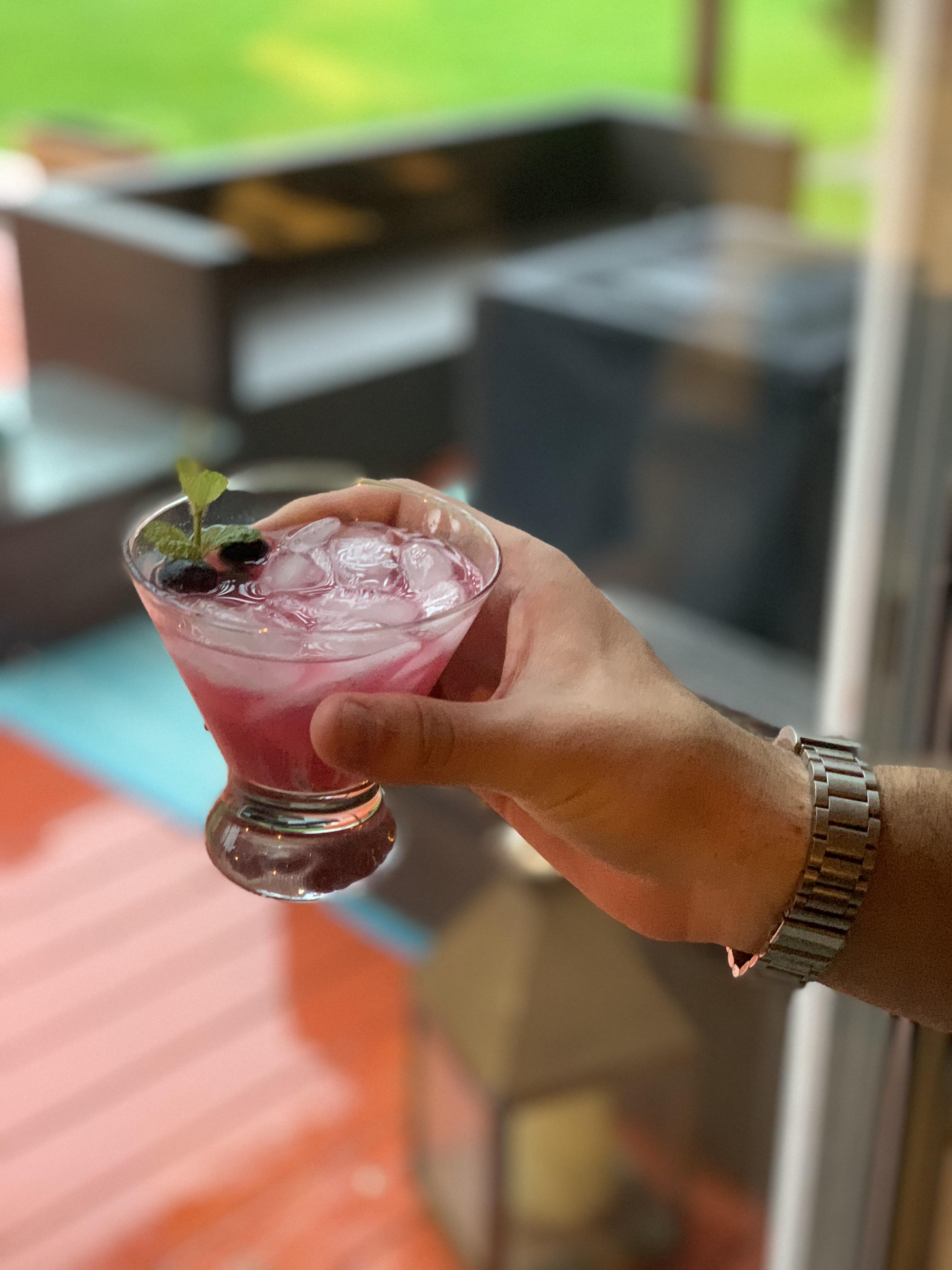 An attempt to make an interesting drink in Quarantine... r/cocktails