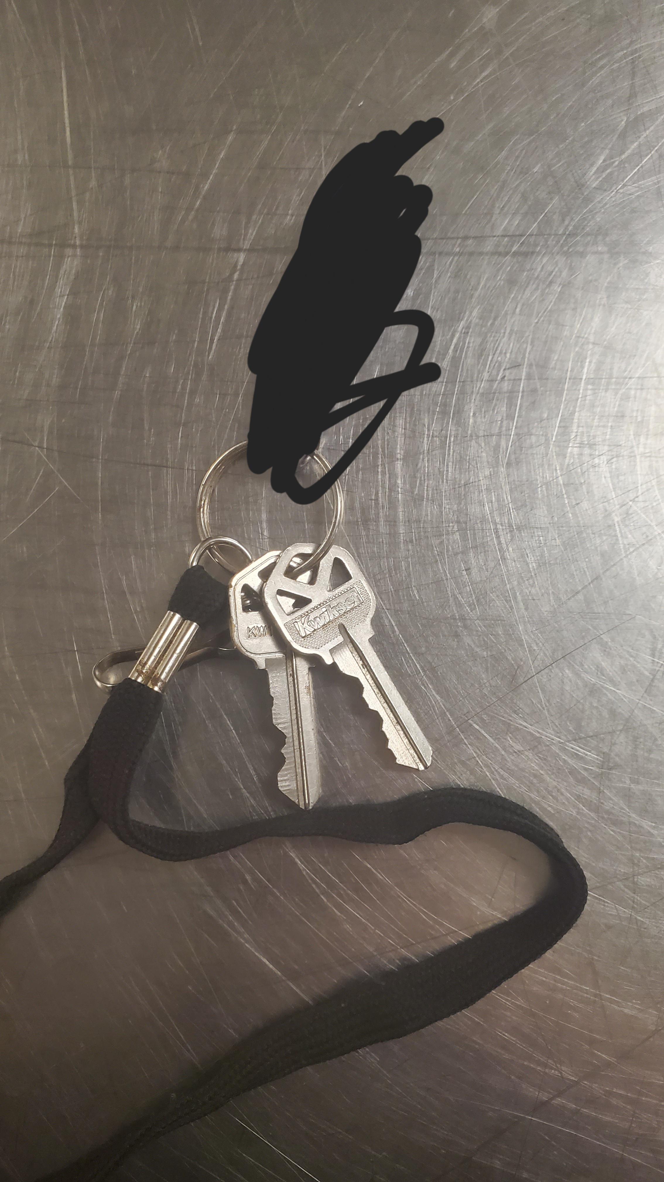 Found someone's keys. Otis Hotel r/Austin