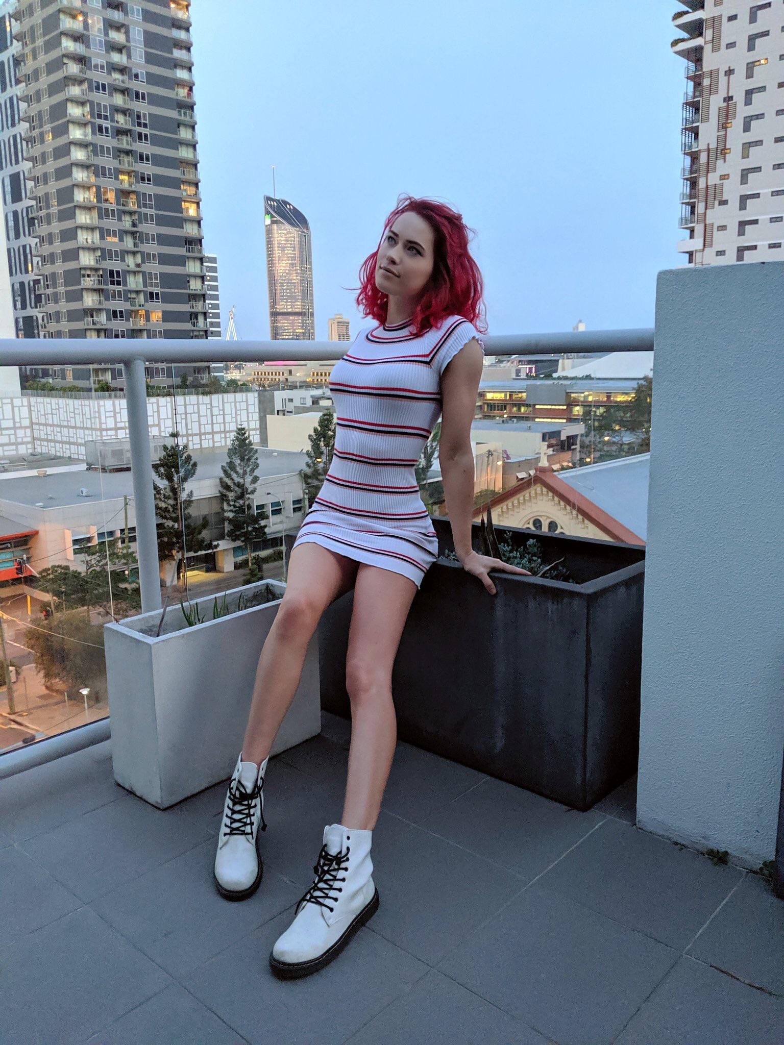 Nichameleon r/tightdresses