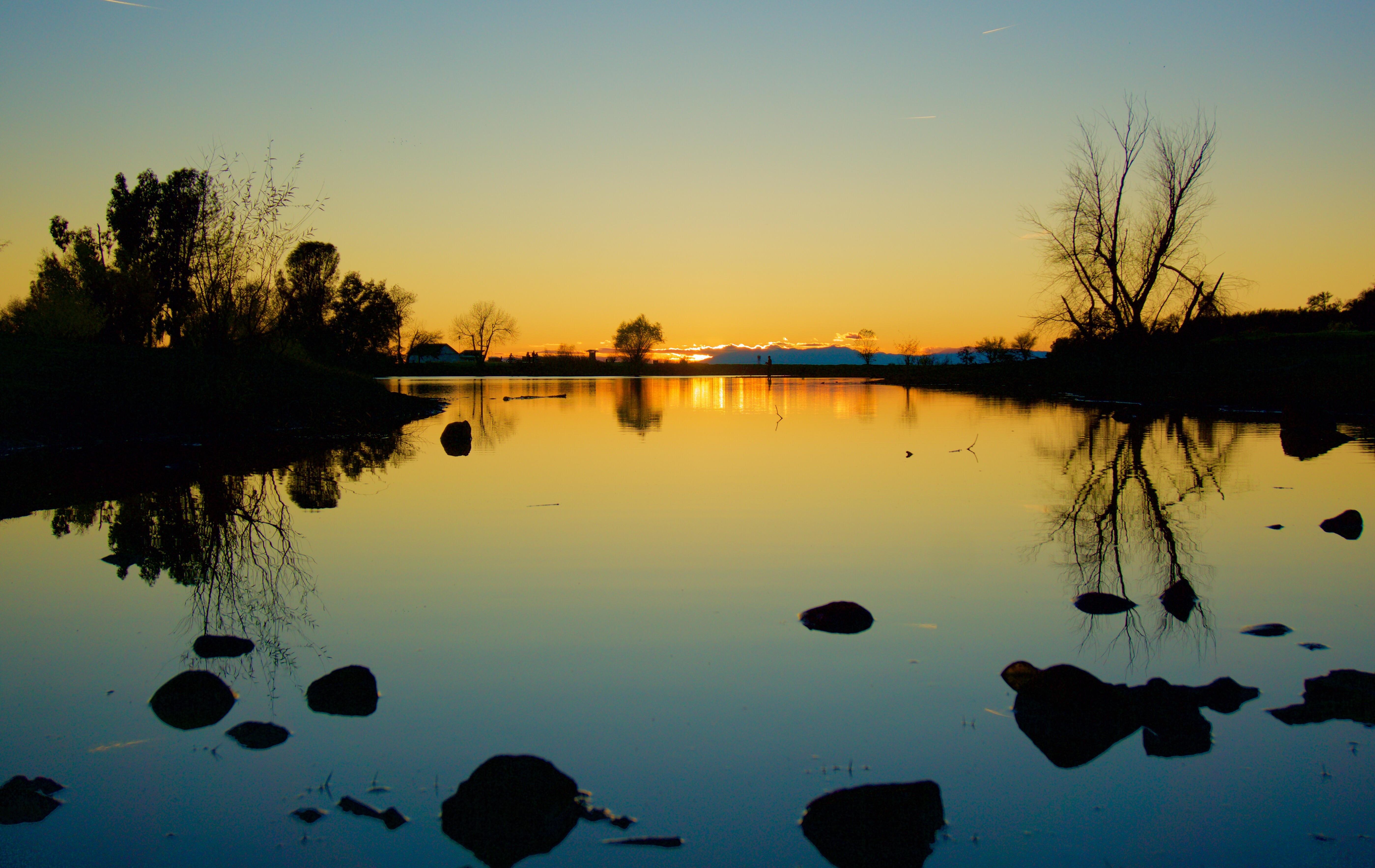 Got this shot of horseshoe lake the other day r/ChicoCA